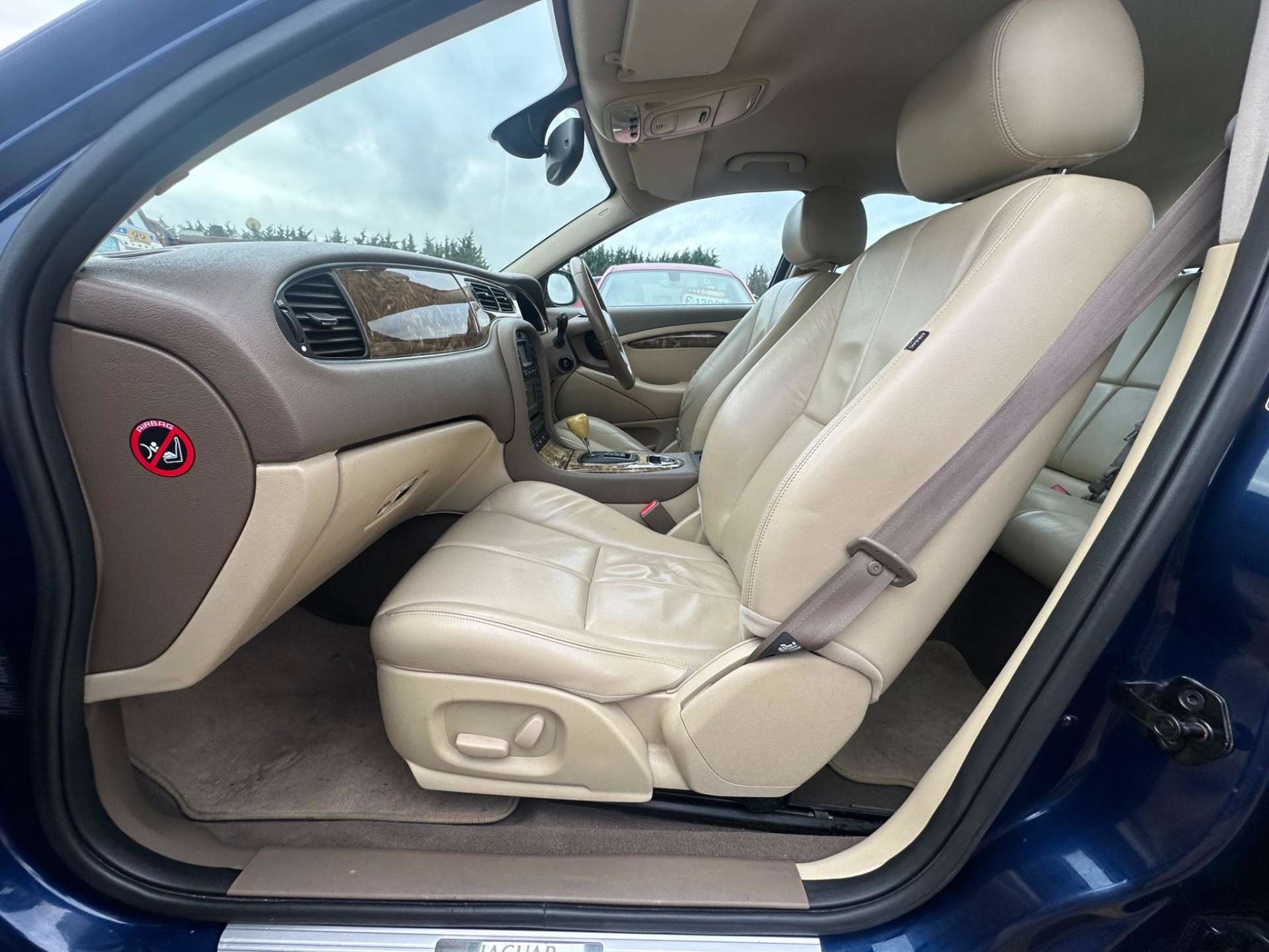 Jaguar S-Type 2.5 V6 SE Plus 4dr #11