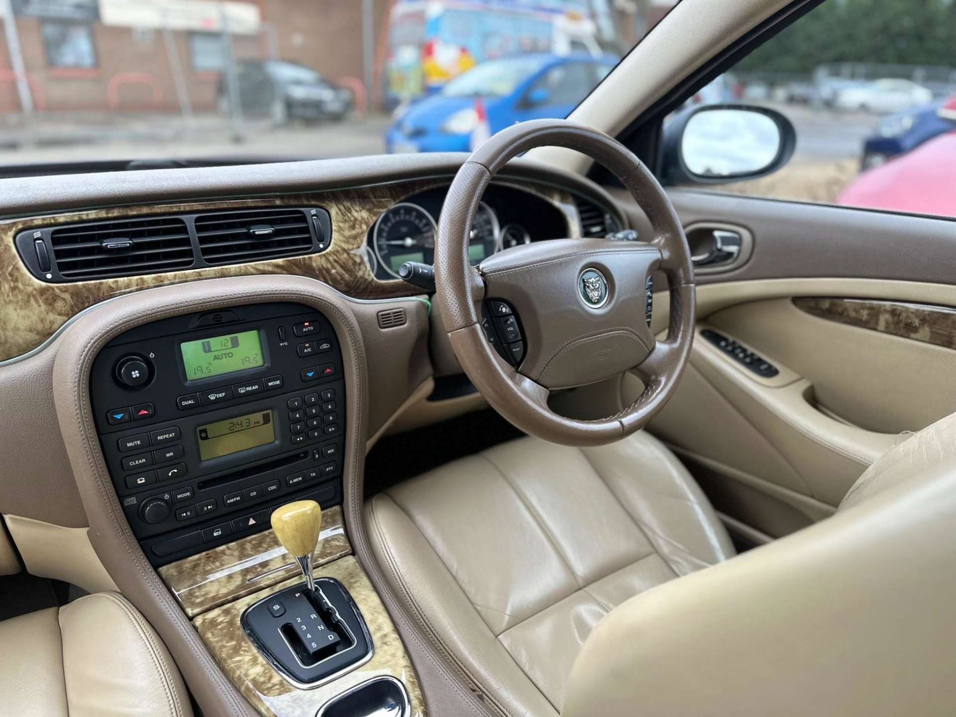 Jaguar S-Type 2.5 V6 SE Plus 4dr #20