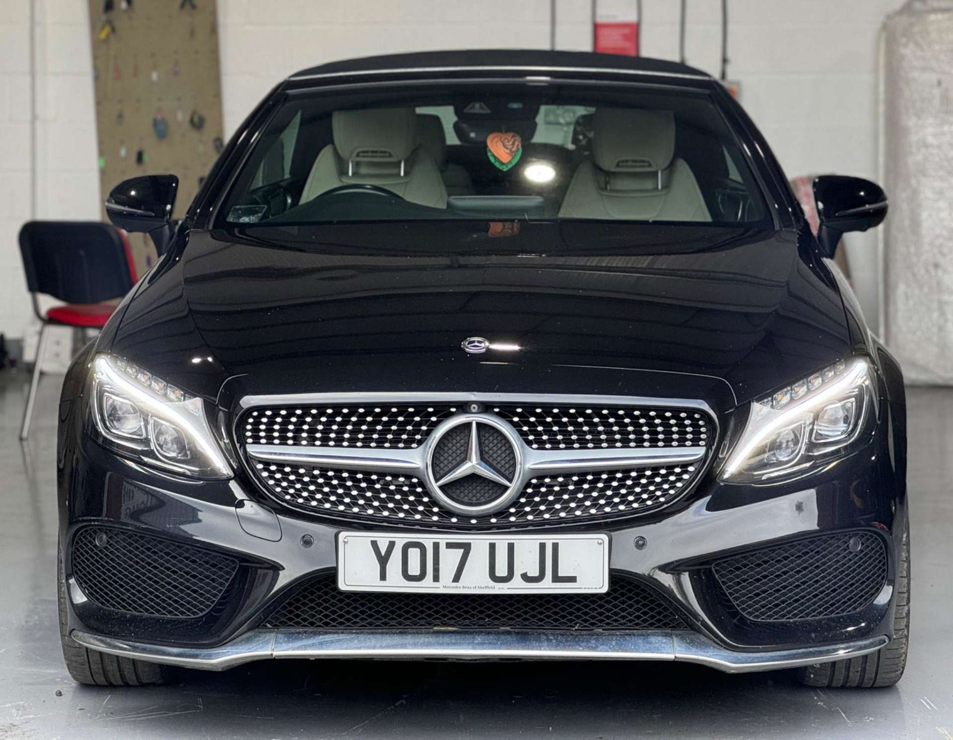 Mercedes-Benz C Class 2.1 C250d AMG Line (Premium Plus) Cabriolet G-Tronic+ Euro 6 (s/s) 2dr #4
