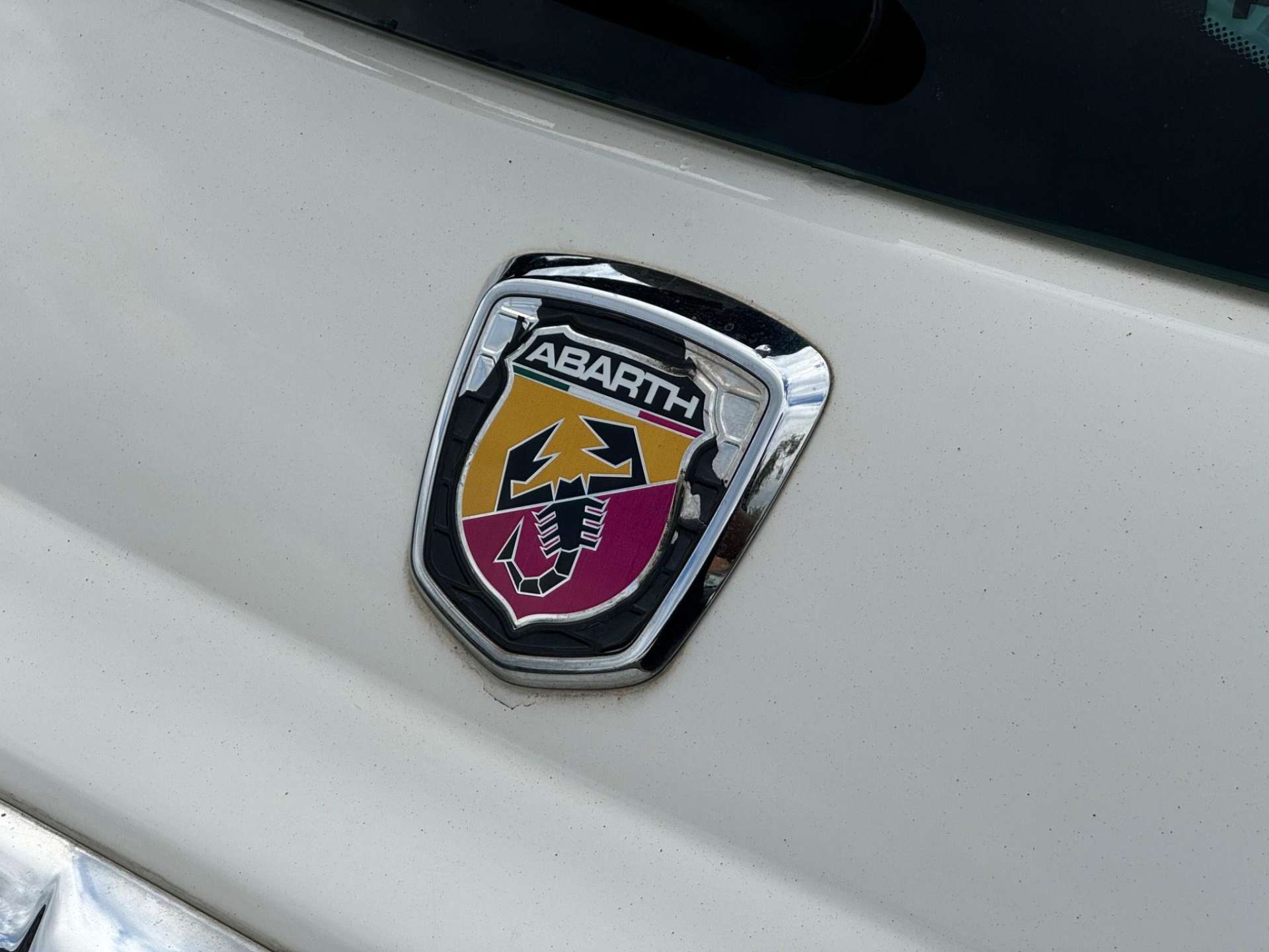 Abarth 500 1.4 T-Jet Euro 5 3dr #25