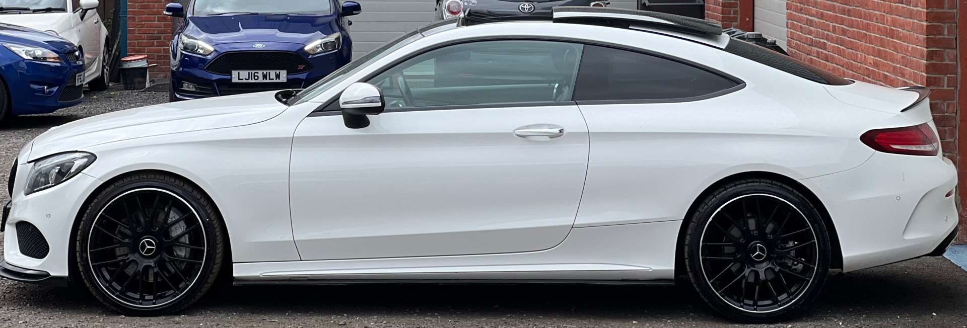 Mercedes-Benz C-CLASS 2.1 C 250 AMG Line Premium+ D Auto 2dr #43