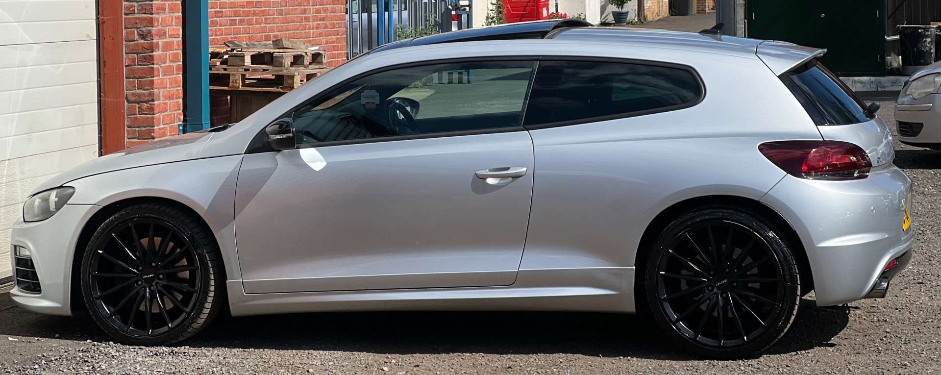 Volkswagen Scirocco 2.0 Scirocco R DSG 3dr #4
