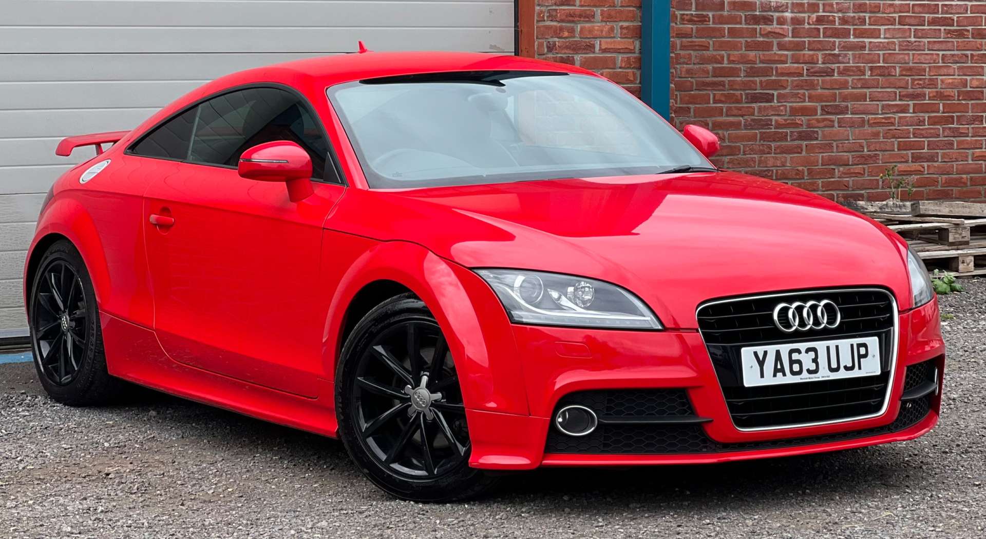 Audi TT 2.0 TT Black Edition TDI Quattro 4WD 3dr #1
