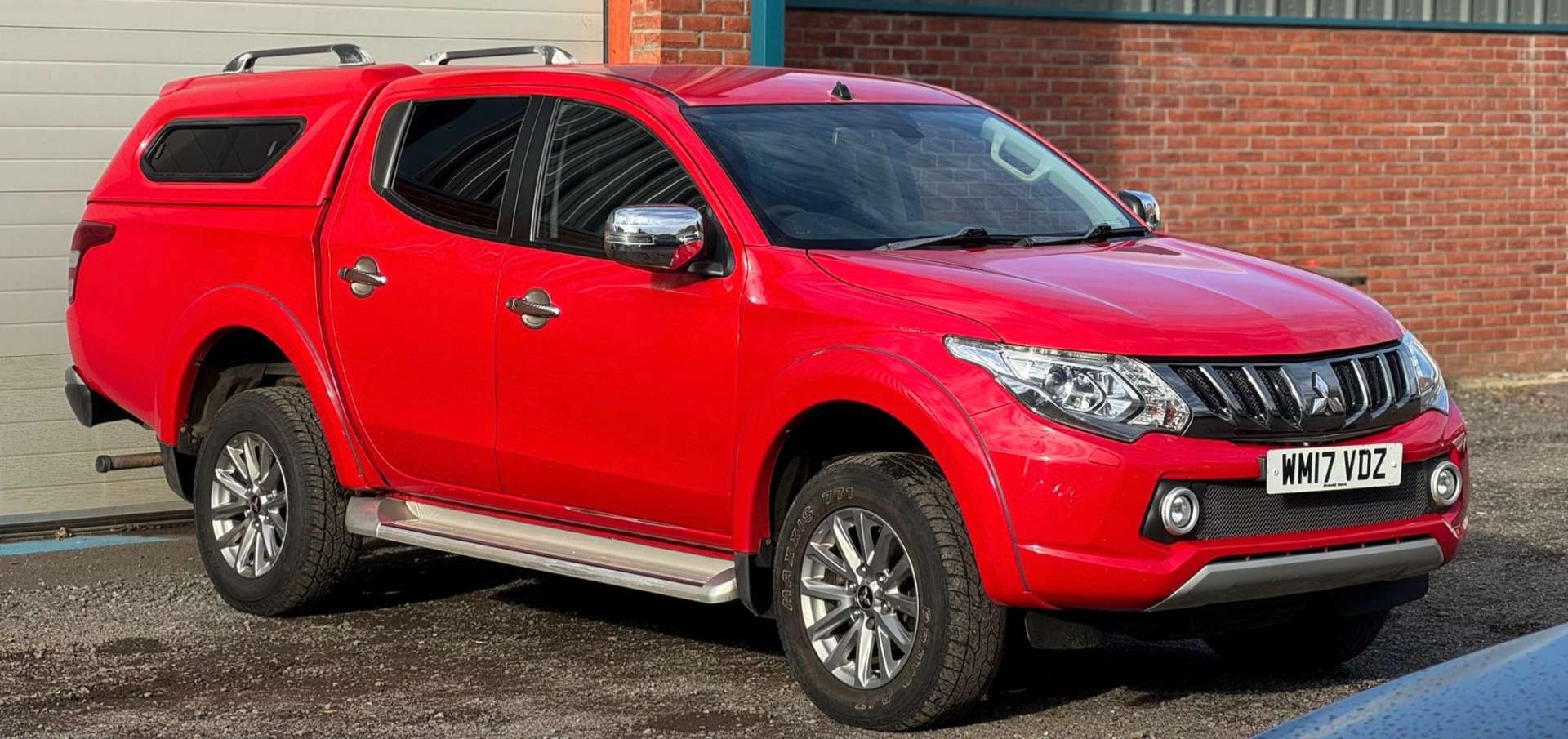 Mitsubishi L200 2.4 L200 Barbarian DI-D Auto 4WD #0