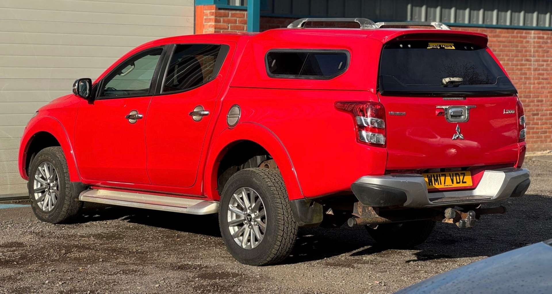 Mitsubishi L200 2.4 L200 Barbarian DI-D Auto 4WD #9