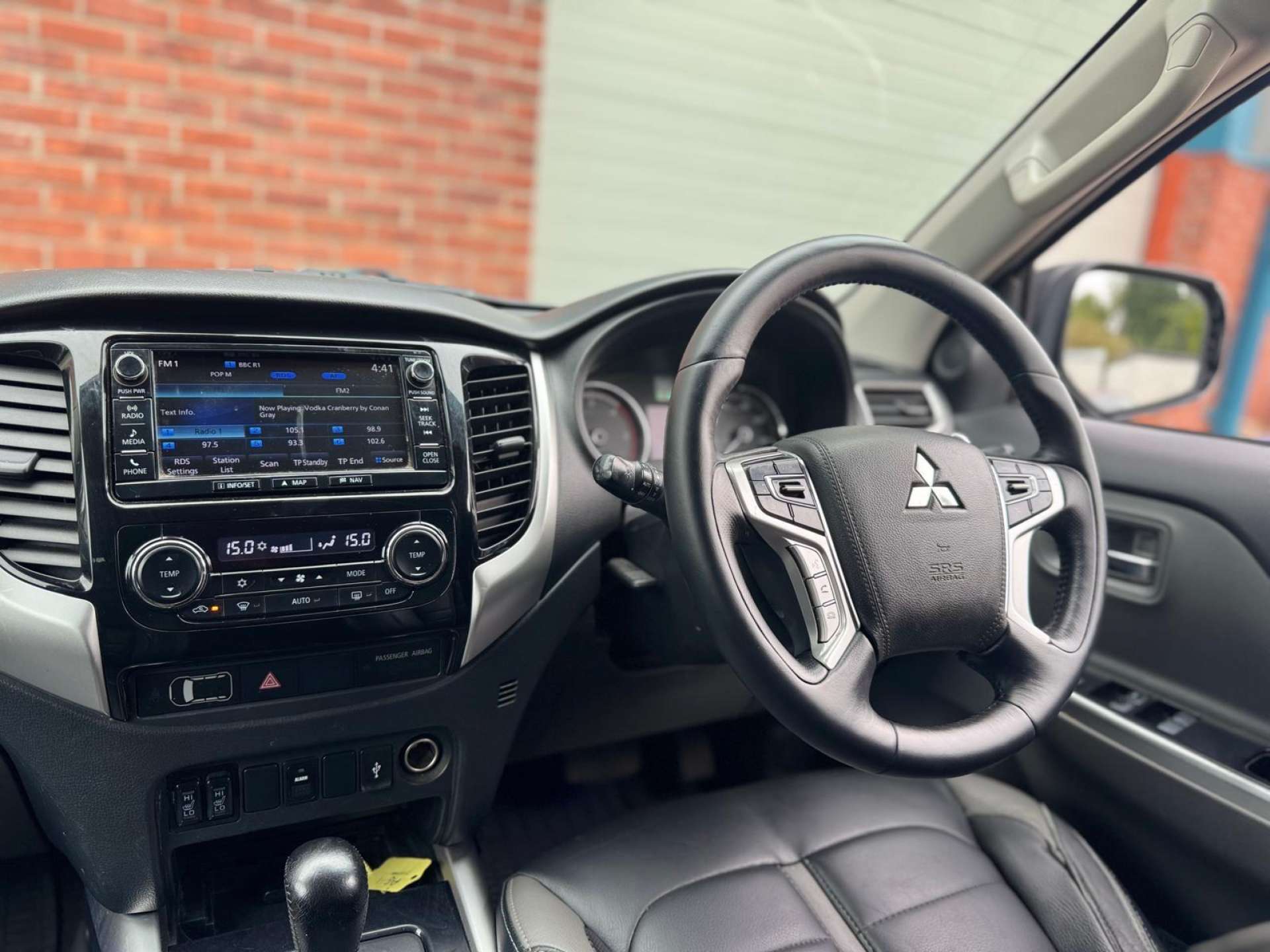 Mitsubishi L200 2.4 L200 Barbarian DI-D Auto 4WD #12