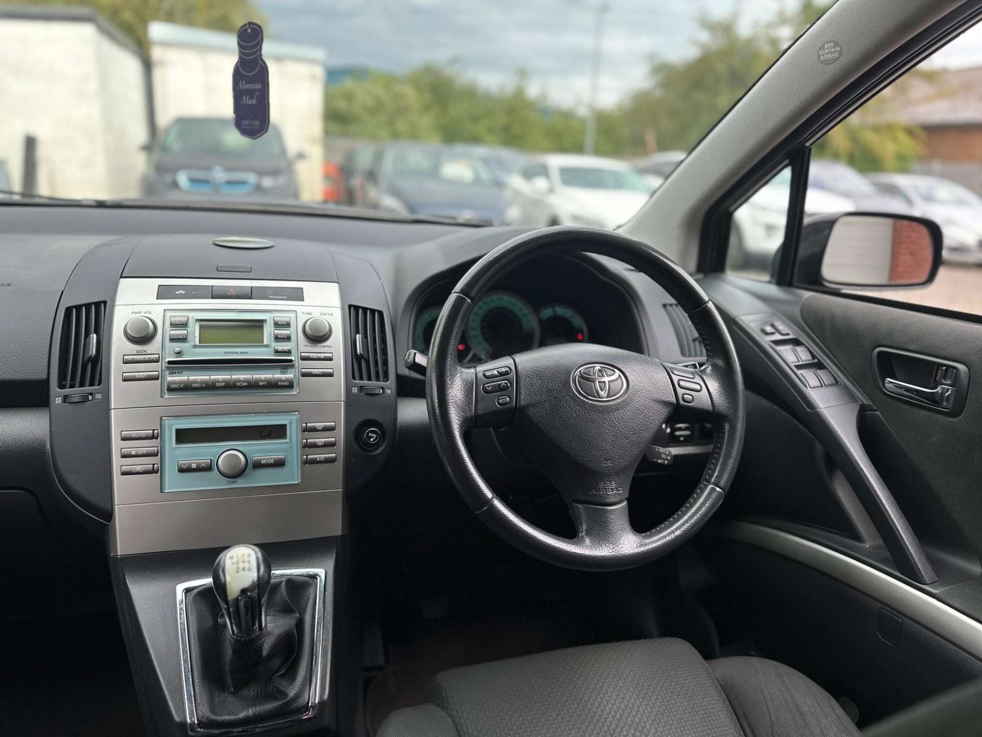 Toyota Corolla Verso 2.2 D-4D T3 5dr #43