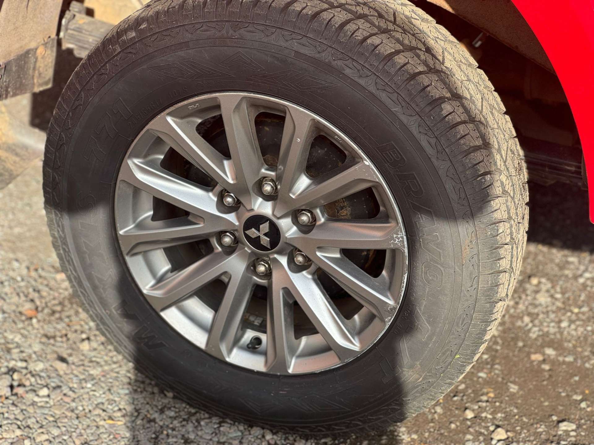 Mitsubishi L200 2.4 L200 Barbarian DI-D Auto 4WD #22