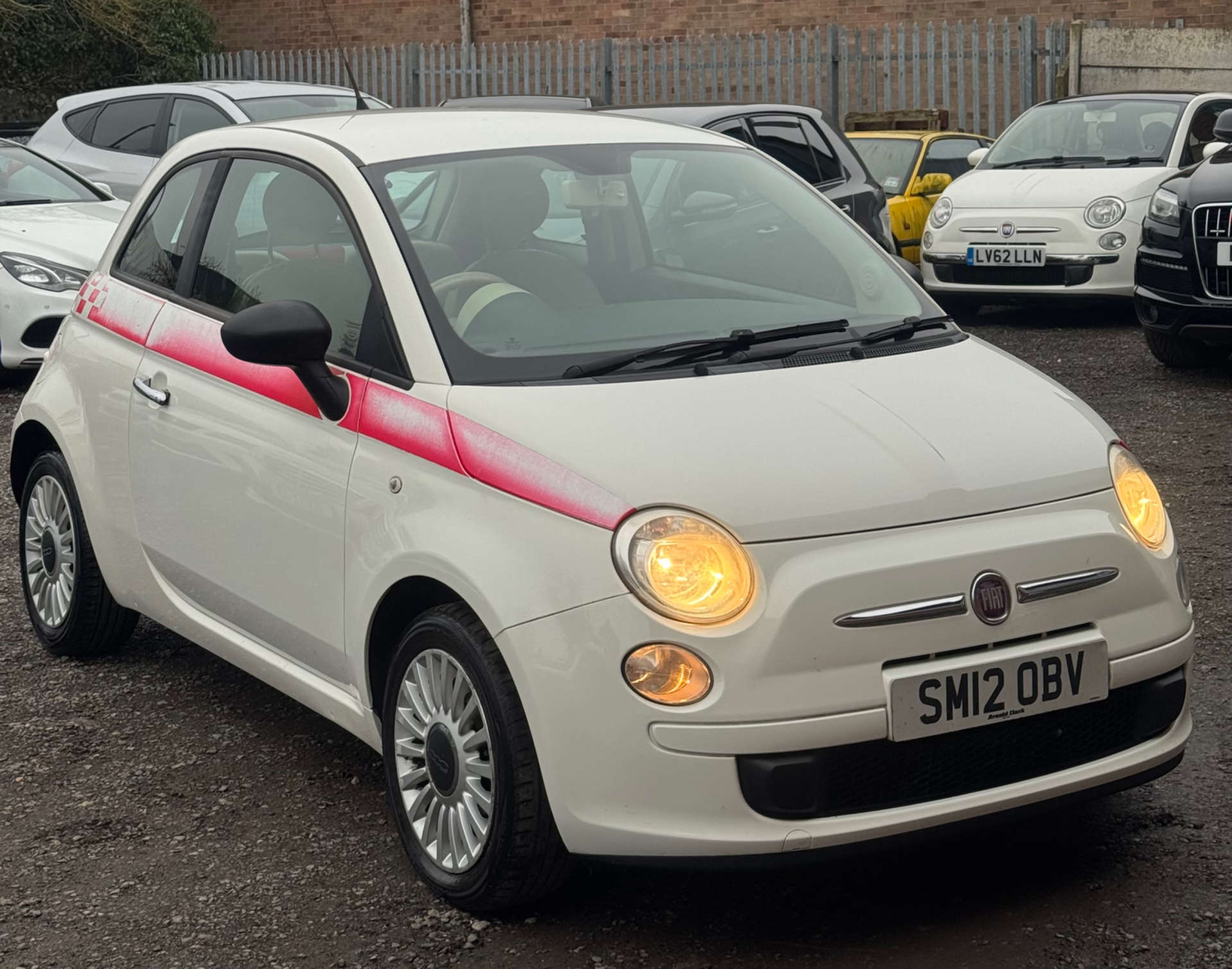 2012 500 1.2 500 POP 3DR 66,041 MILES 2012 MANUAL PETROL WHITE HATCHBACK 2,490... photo