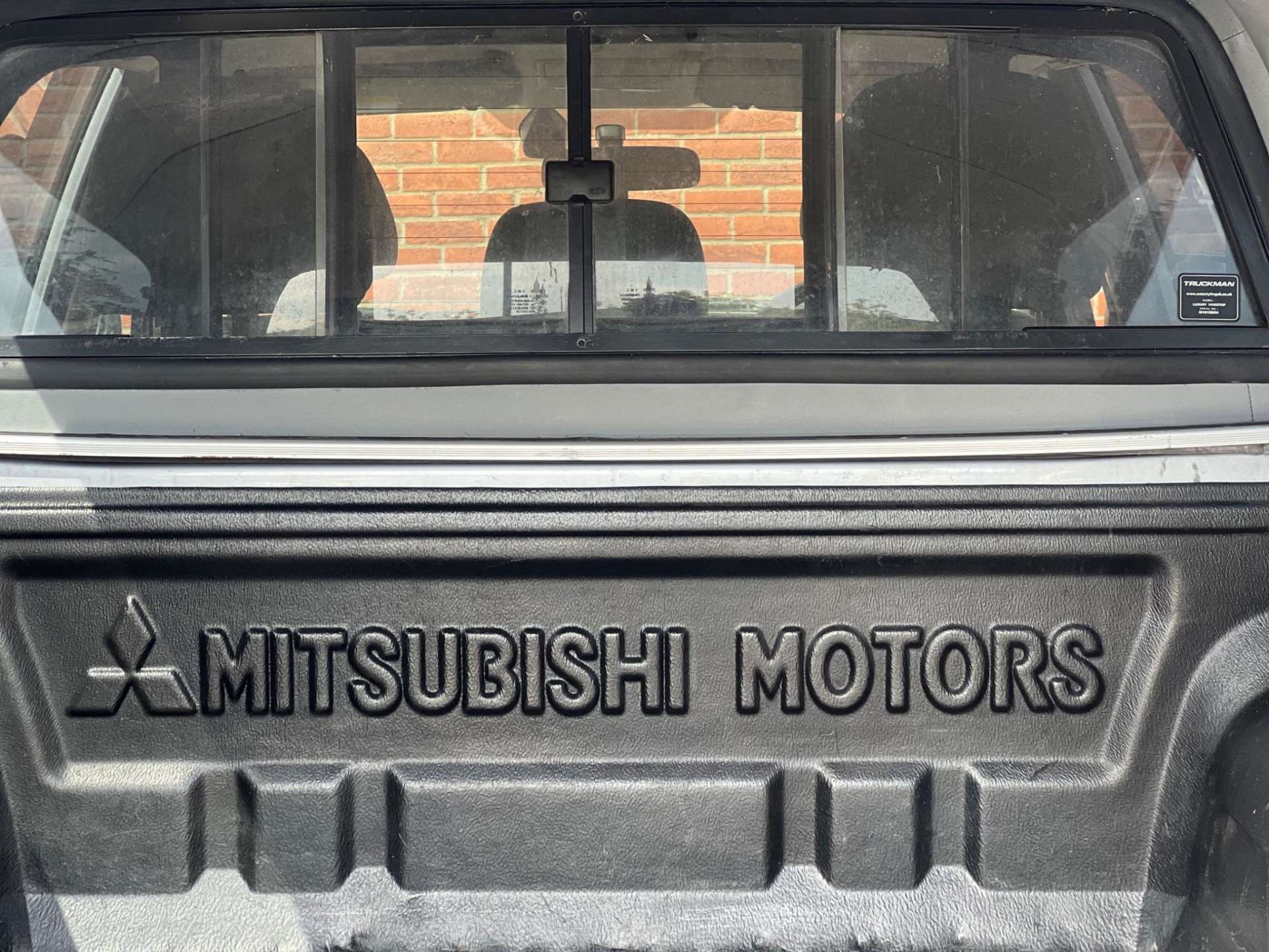 Mitsubishi L200 2.5 DI-D Barbarian Auto 4WD Euro 5 4dr (LB) #10