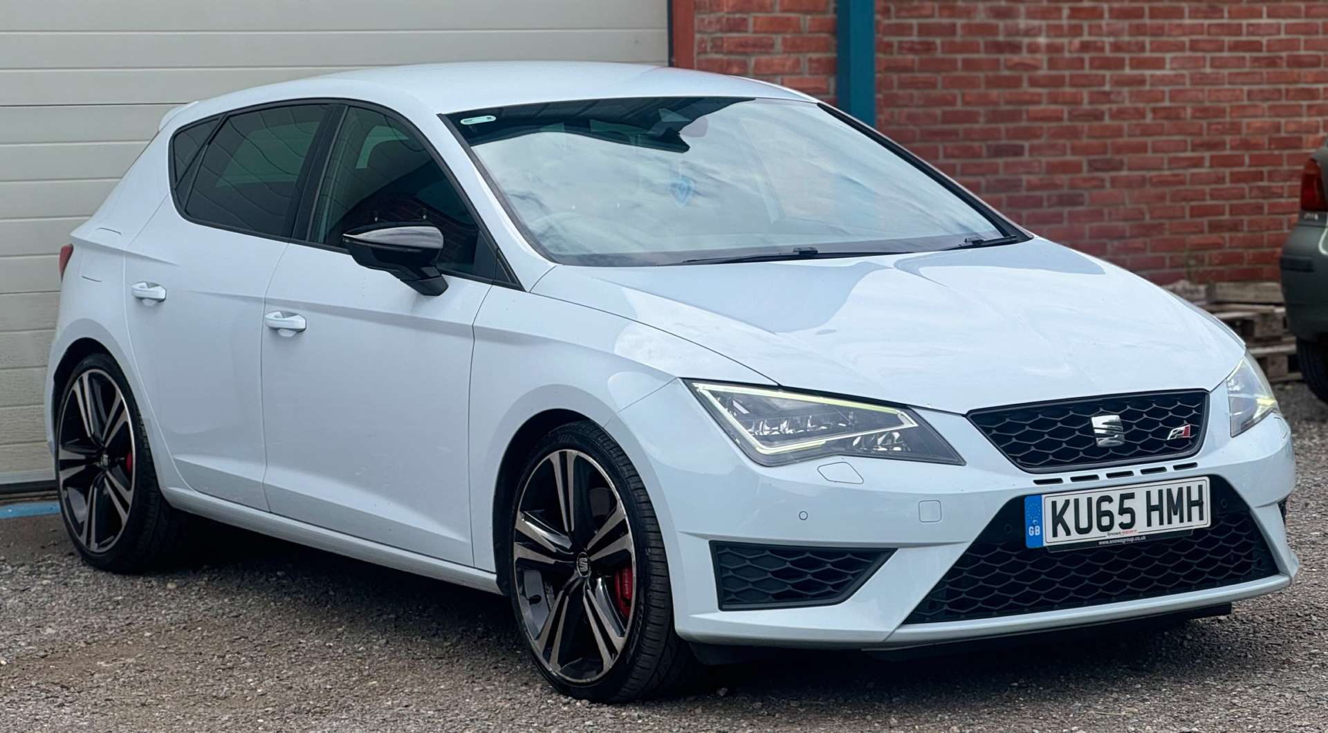 SEAT Leon 2.0 Leon Cupra 280 TSi Semi-Auto 5dr #1