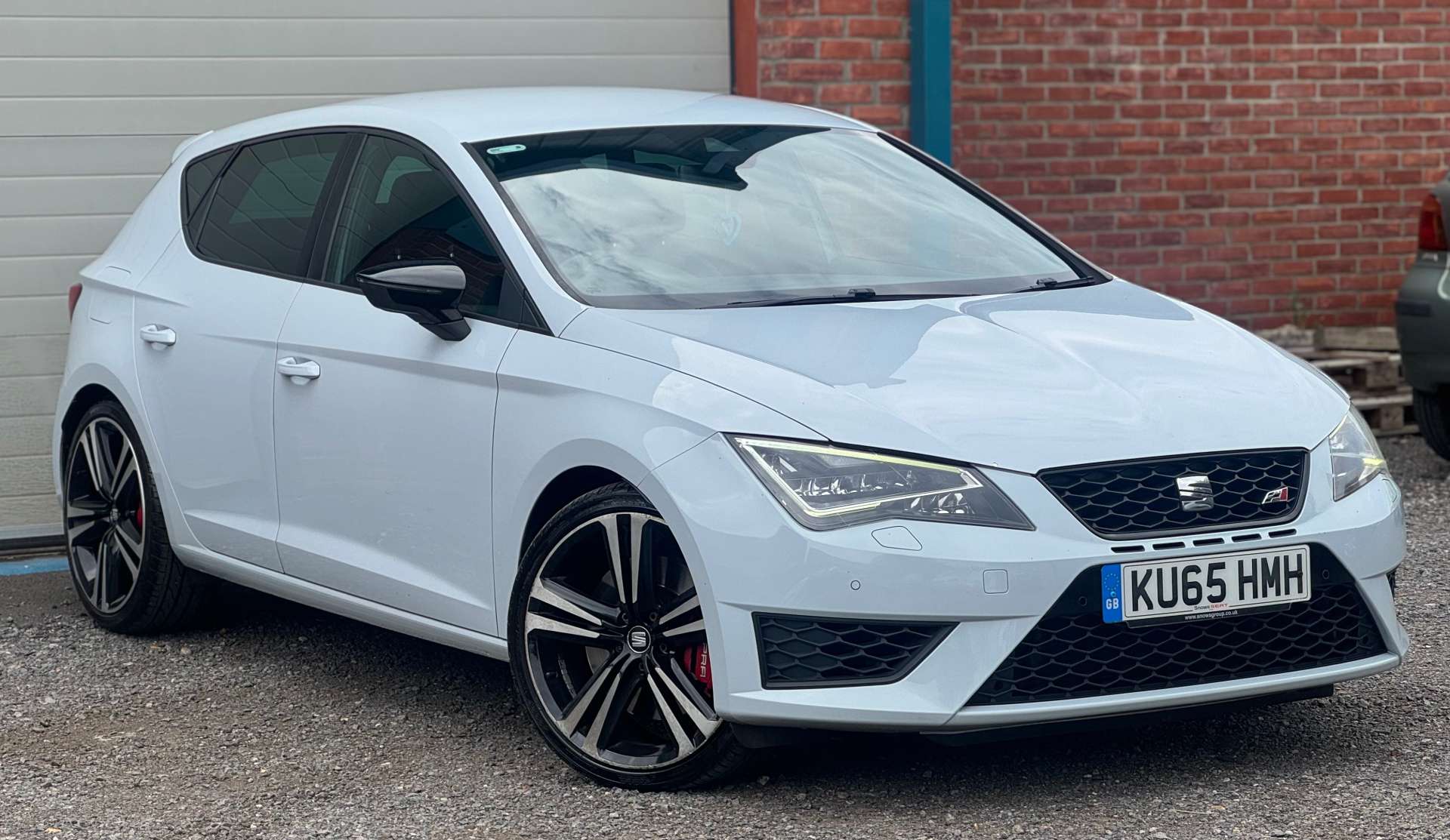SEAT Leon 2.0 Leon Cupra 280 TSi Semi-Auto 5dr #0