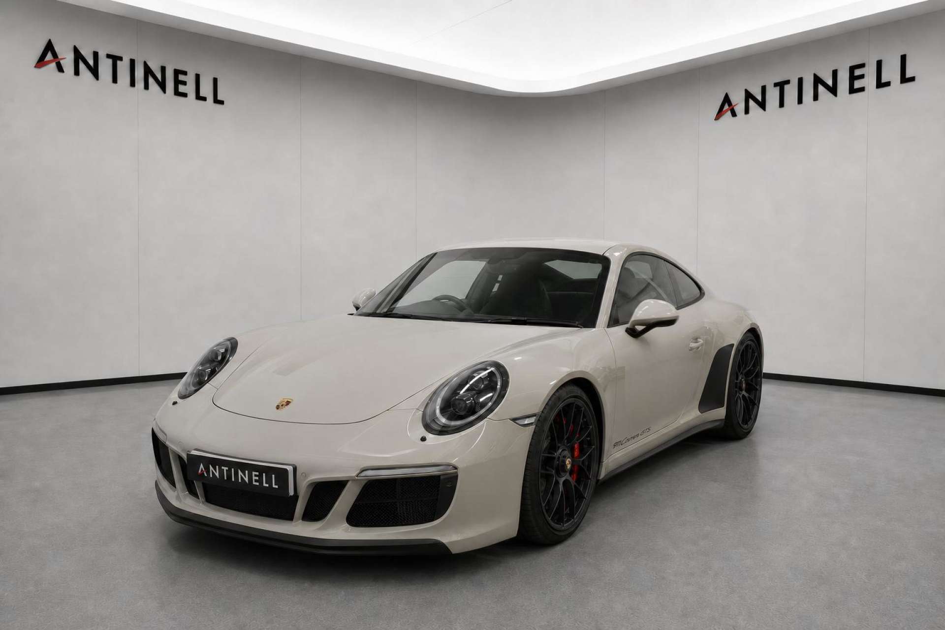 Porsche 911 991 Carrera GTS — front three-quarter view