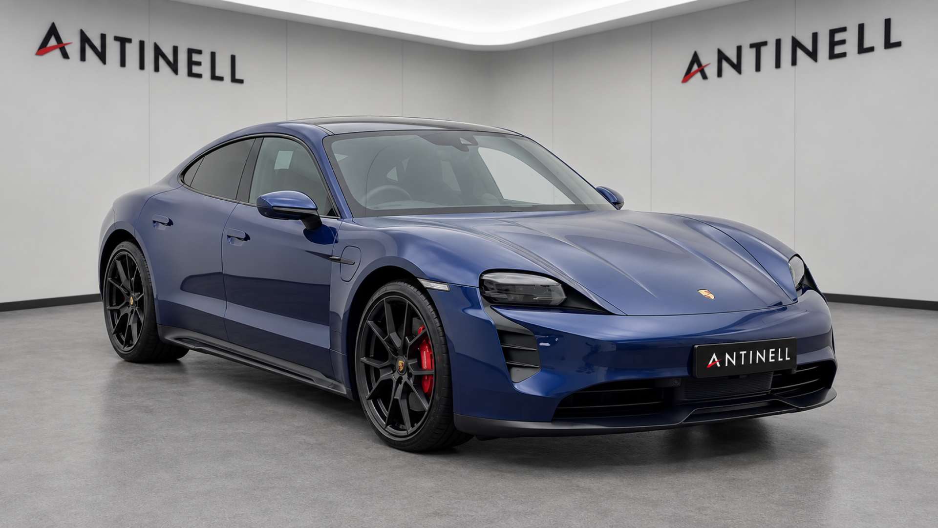 Porsche TAYCAN GTS — front three-quarter view