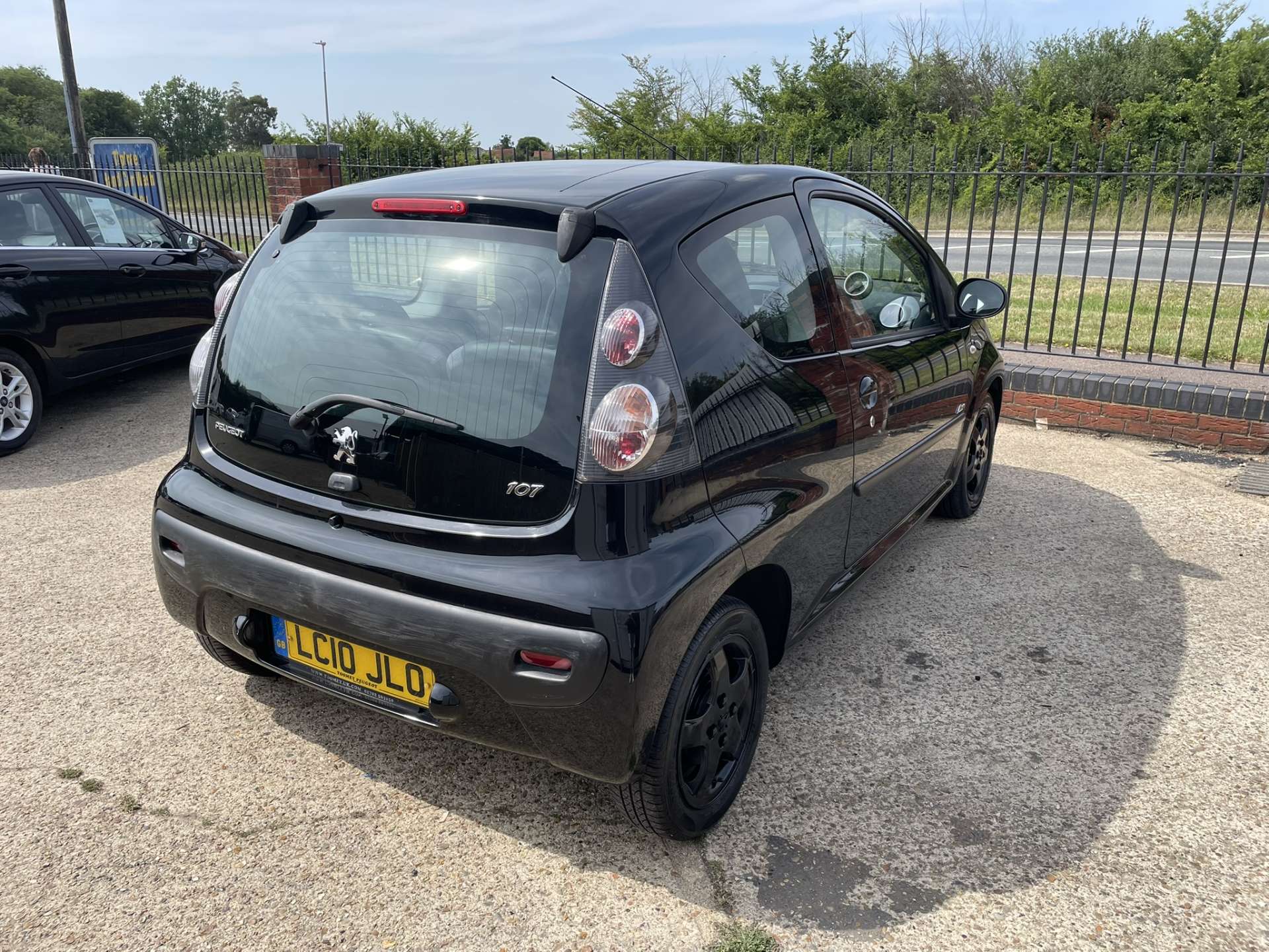 PEUGEOT 107 1.0 107 Allure 3dr #8