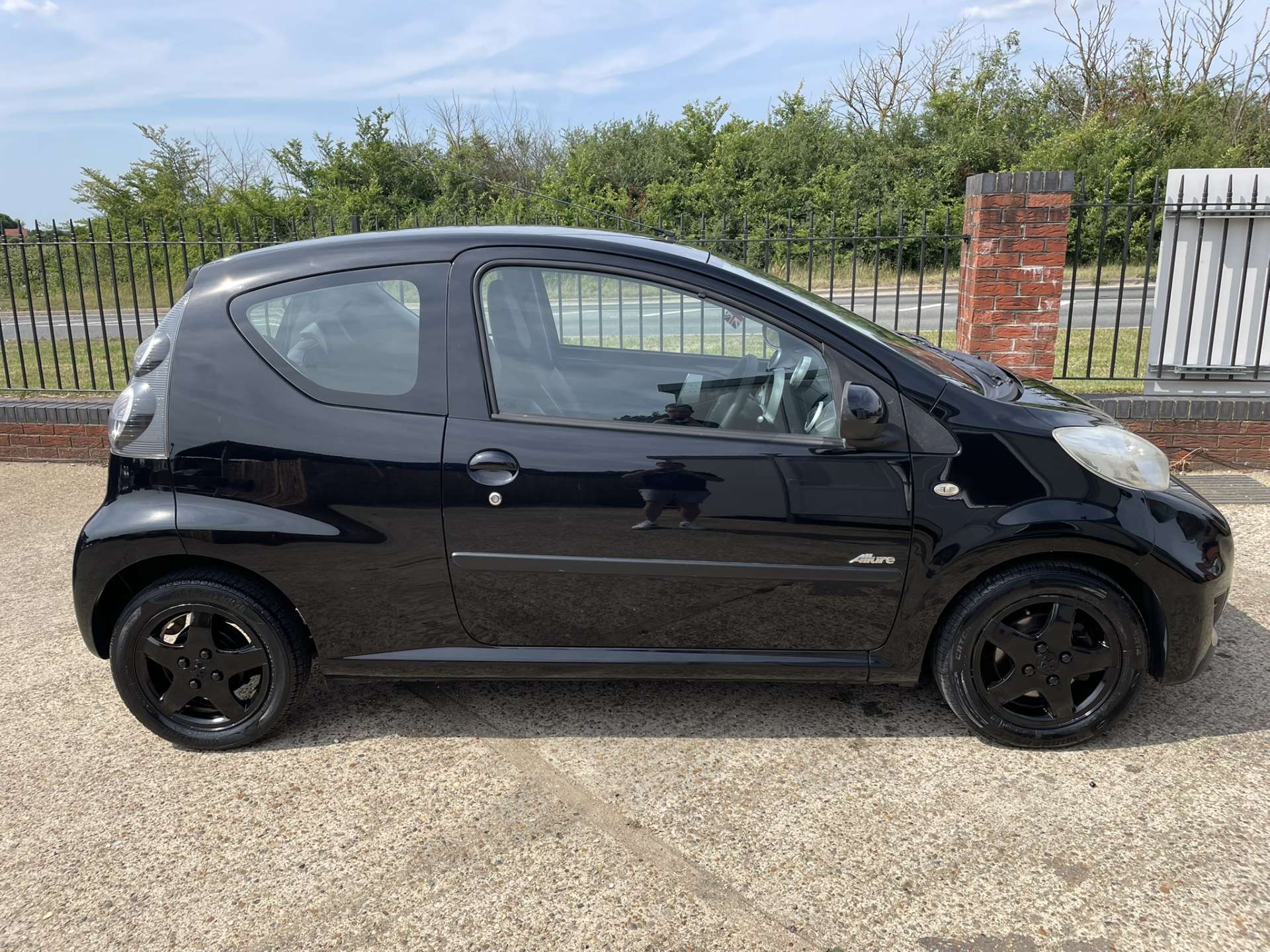 PEUGEOT 107 1.0 107 Allure 3dr #9