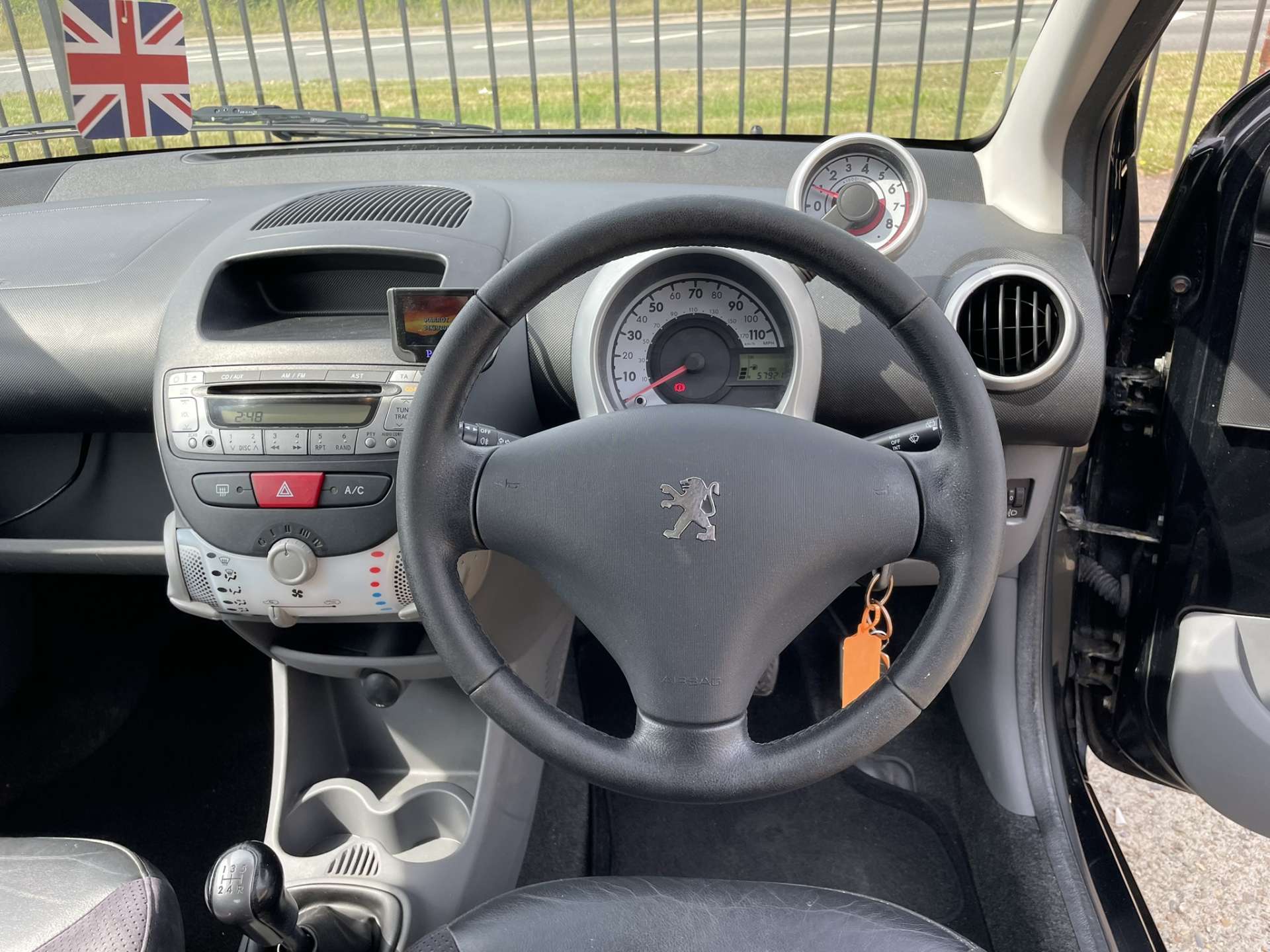 PEUGEOT 107 1.0 107 Allure 3dr #11