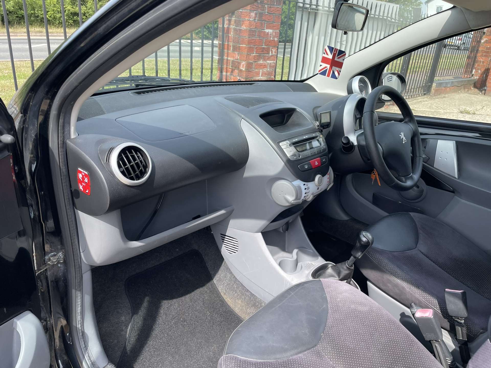 PEUGEOT 107 1.0 107 Allure 3dr #18