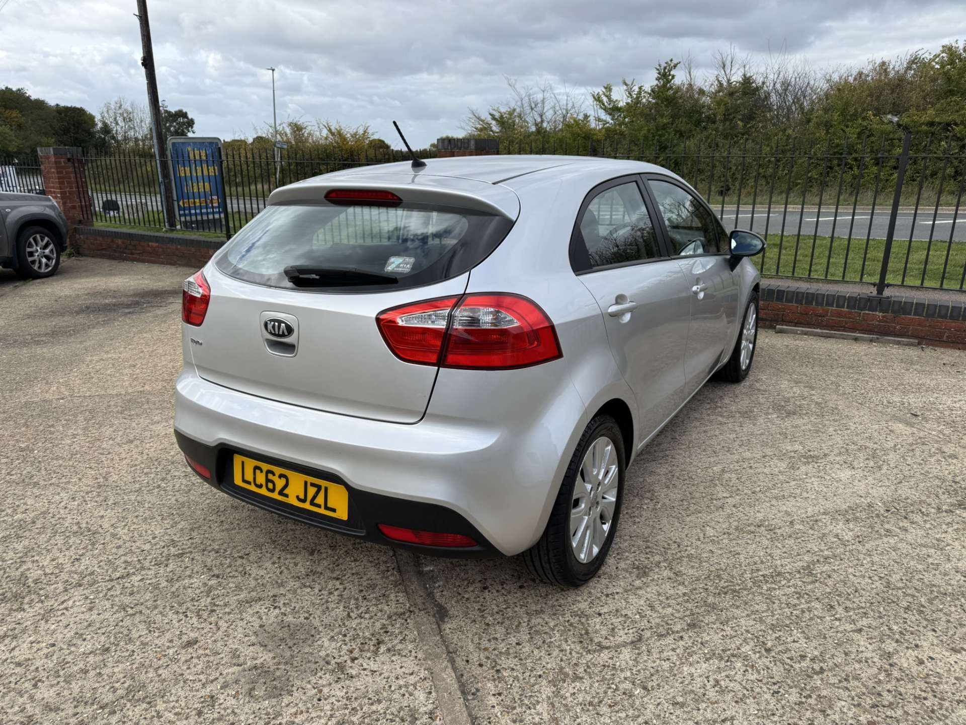 KIA RIO 1.2 Rio 2 5dr #8