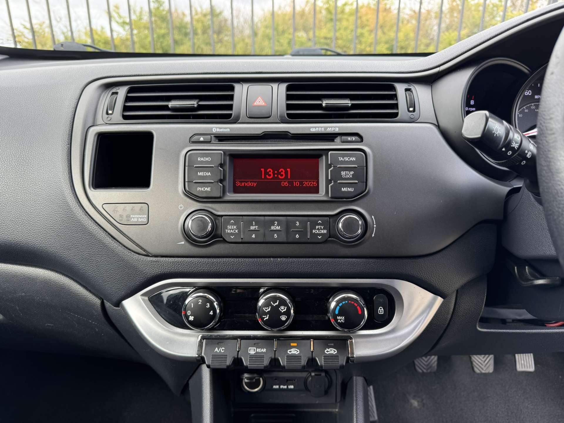 KIA RIO 1.2 Rio 2 5dr #14