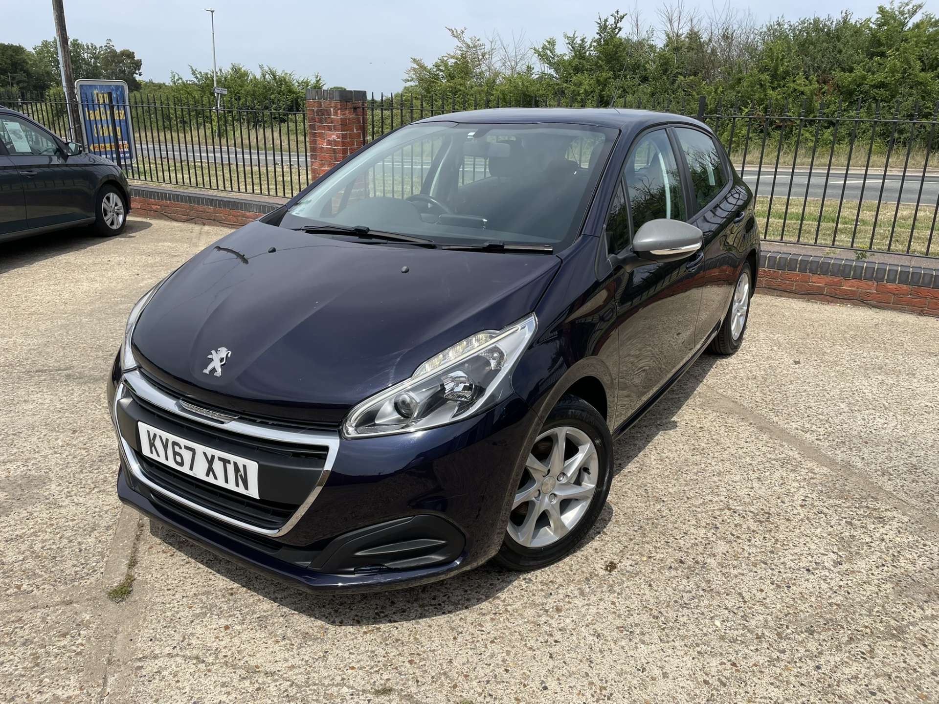 PEUGEOT 208 1.2 208 Active 5dr #5