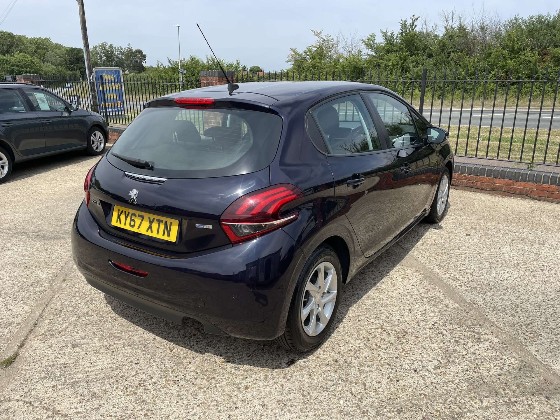 PEUGEOT 208 1.2 208 Active 5dr #8