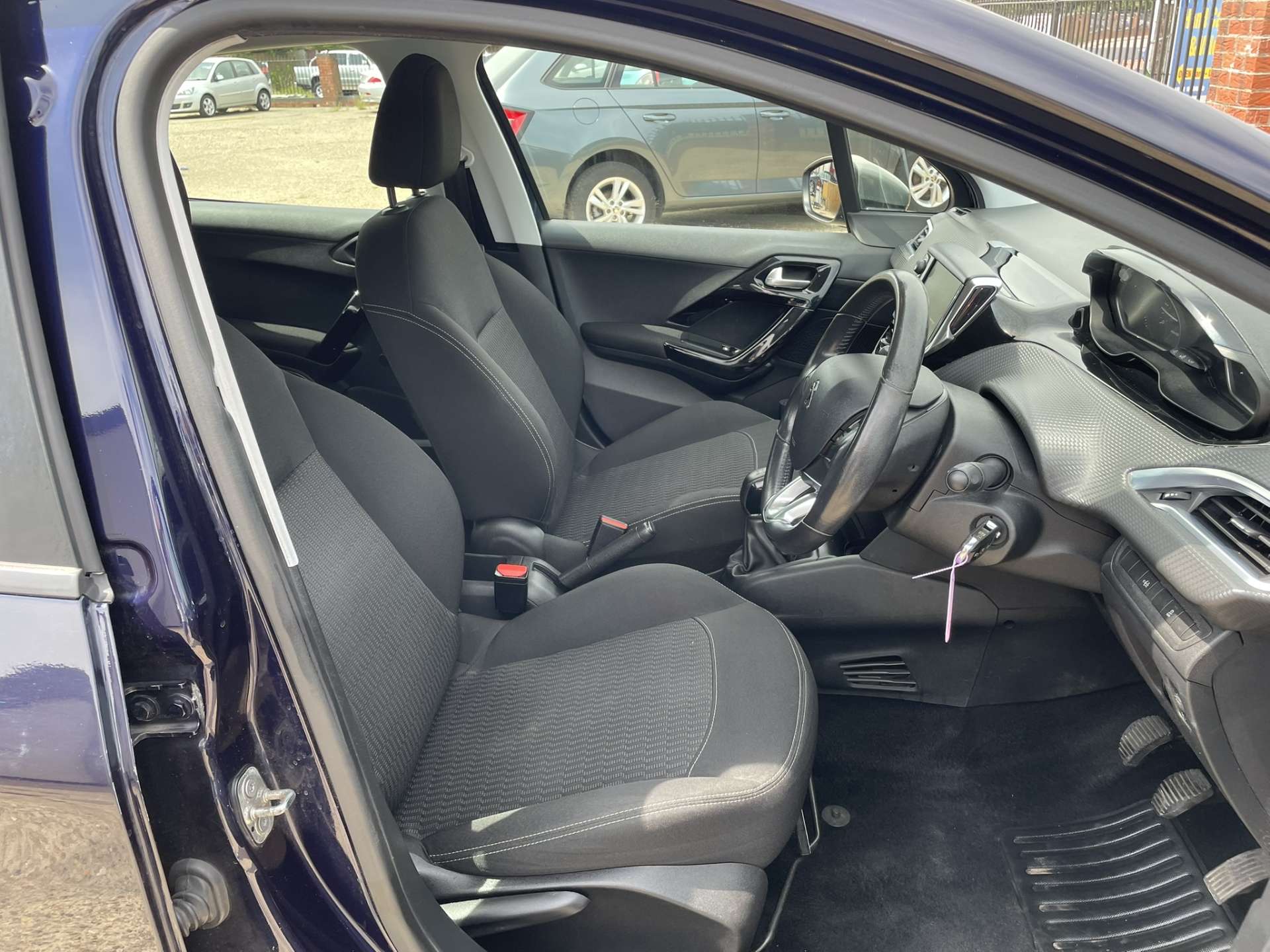 PEUGEOT 208 1.2 208 Active 5dr #10