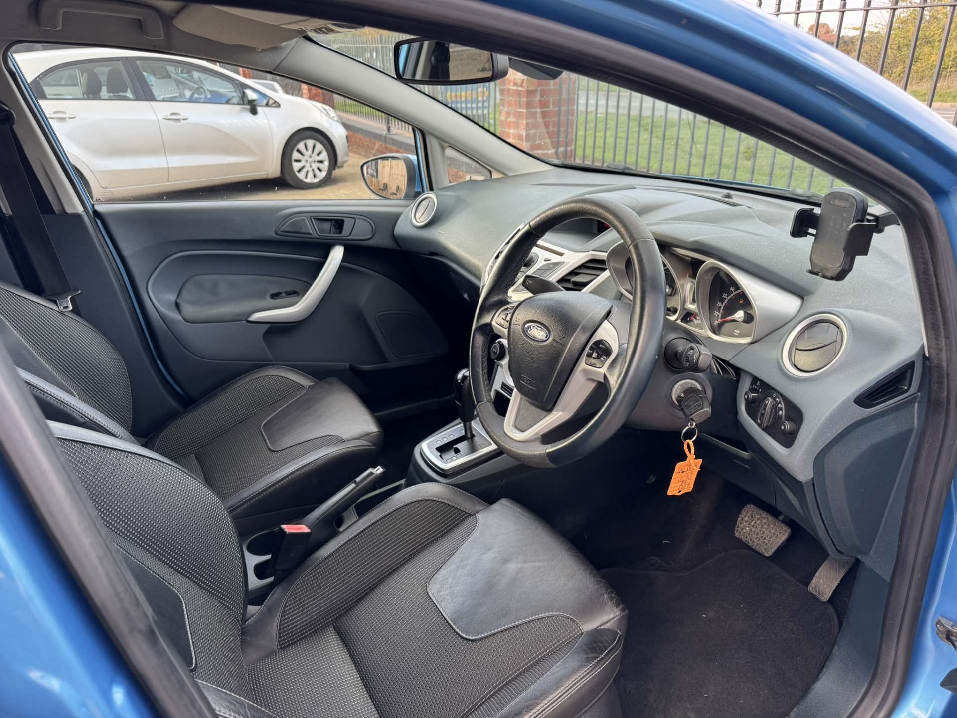 FORD FIESTA 1.4 Fiesta Titanium Auto 5dr #1