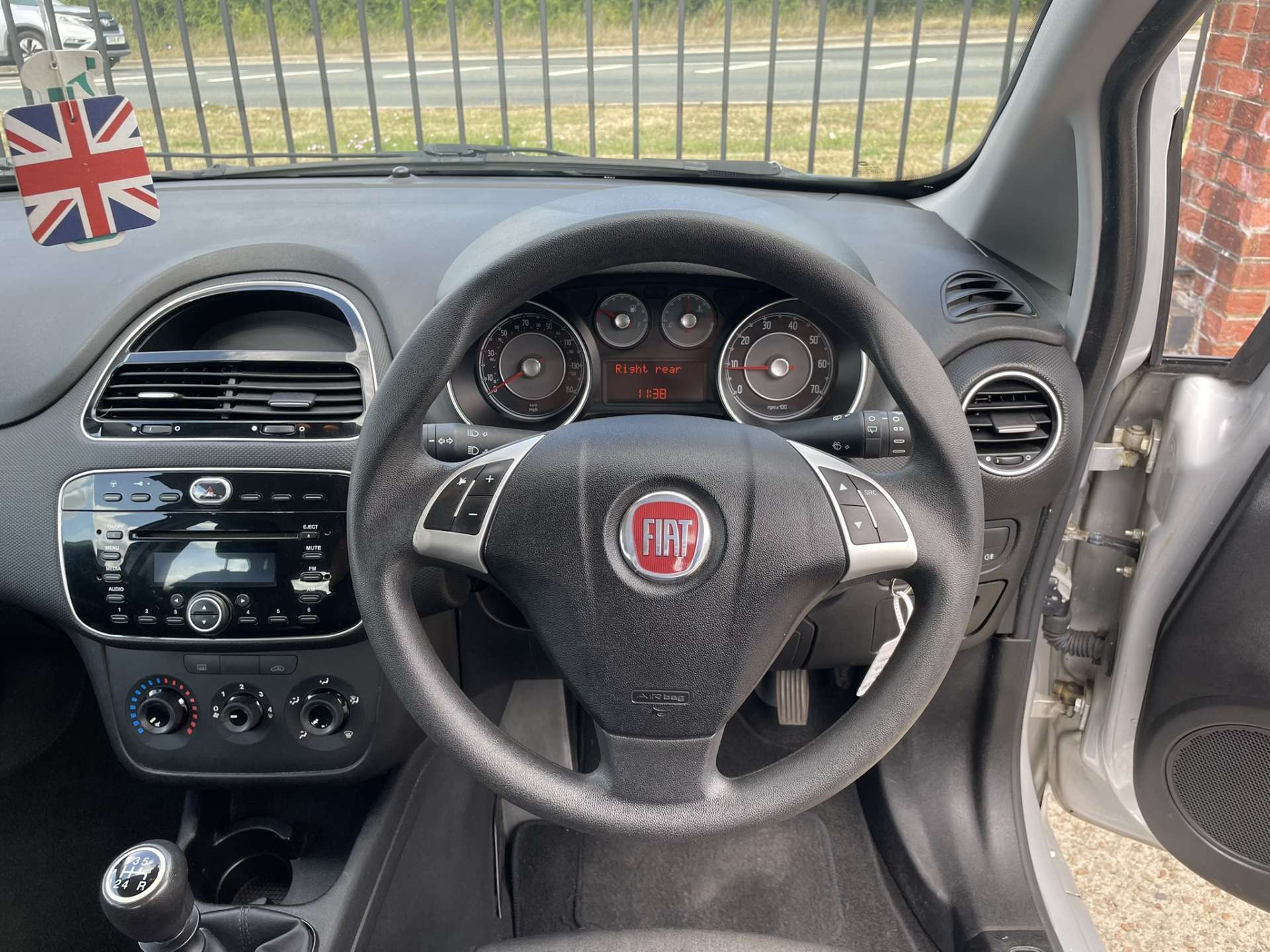 FIAT PUNTO 1.2 Punto POP 5dr #11