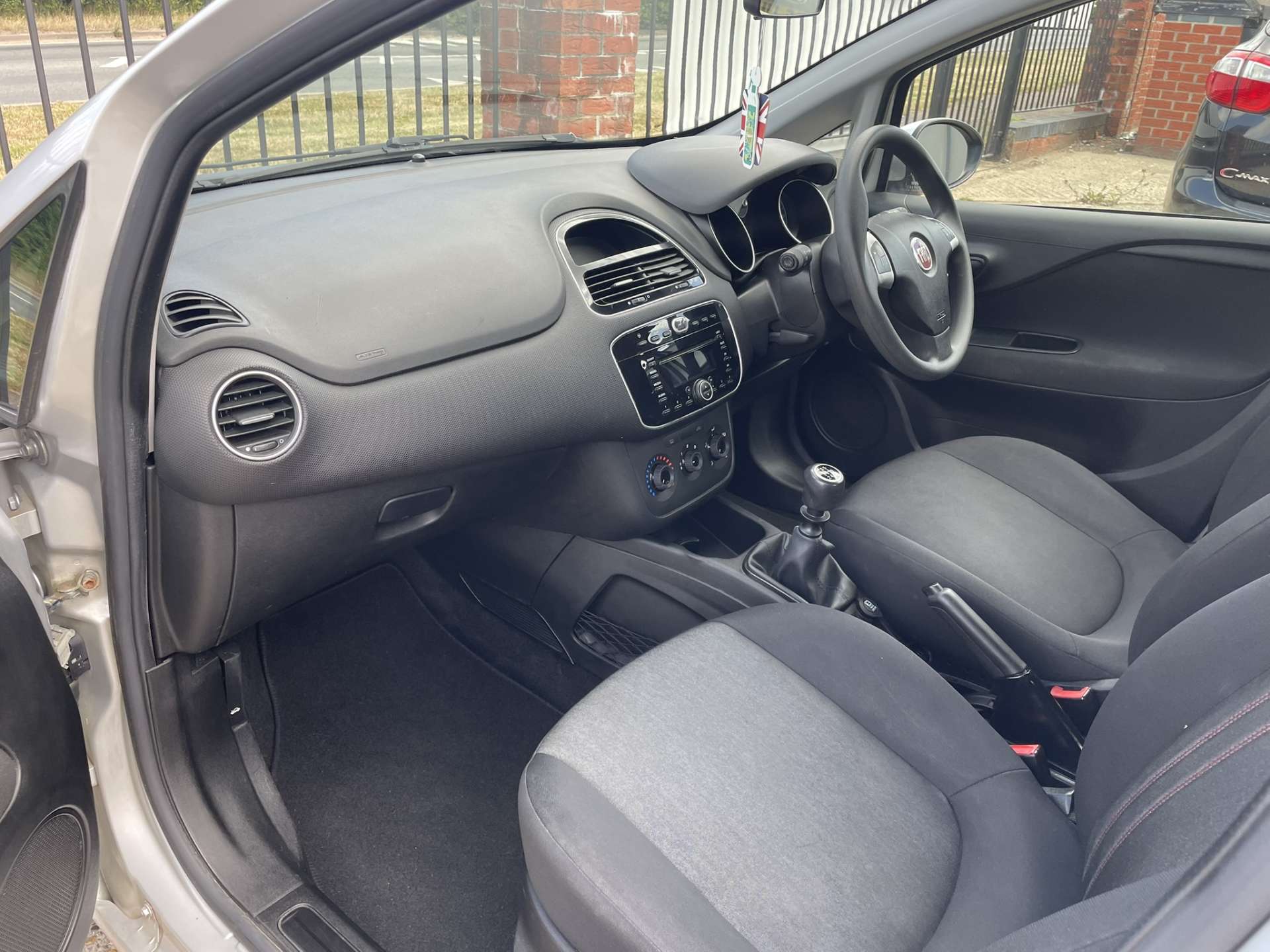 FIAT PUNTO 1.2 Punto POP 5dr #22