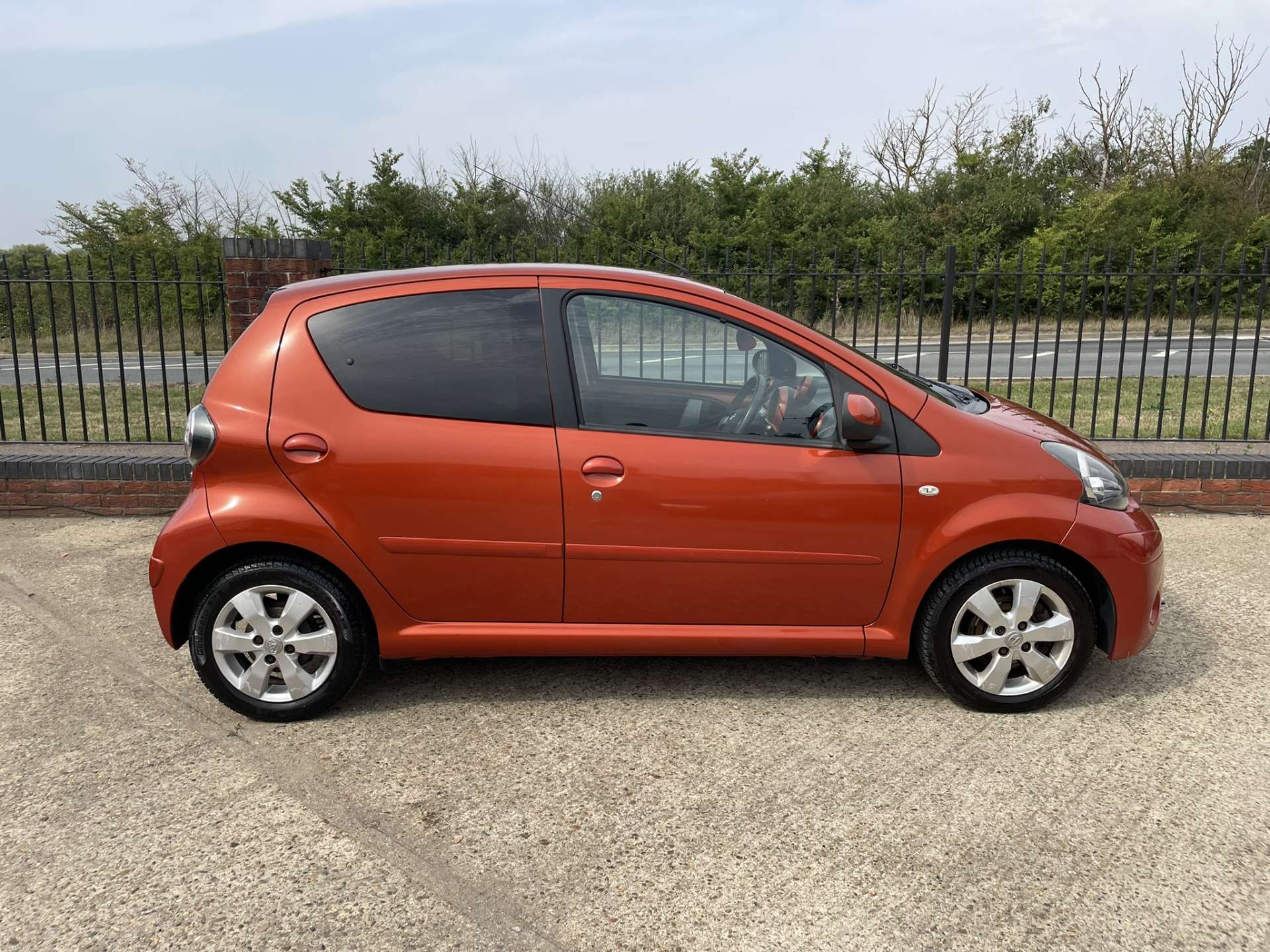 TOYOTA AYGO 1.0 Aygo VVT-i Fire AC 5dr #9