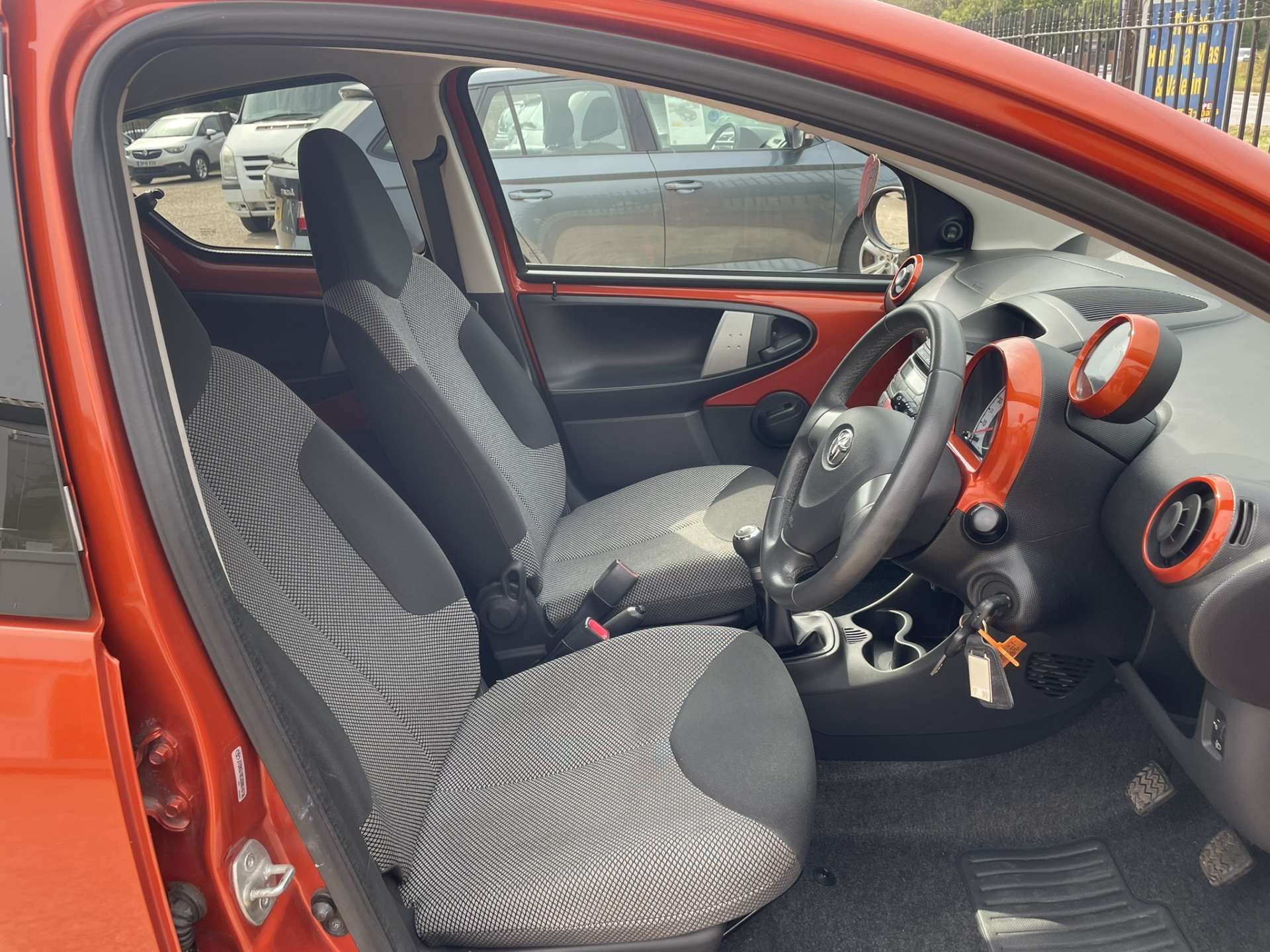 TOYOTA AYGO 1.0 Aygo VVT-i Fire AC 5dr #10
