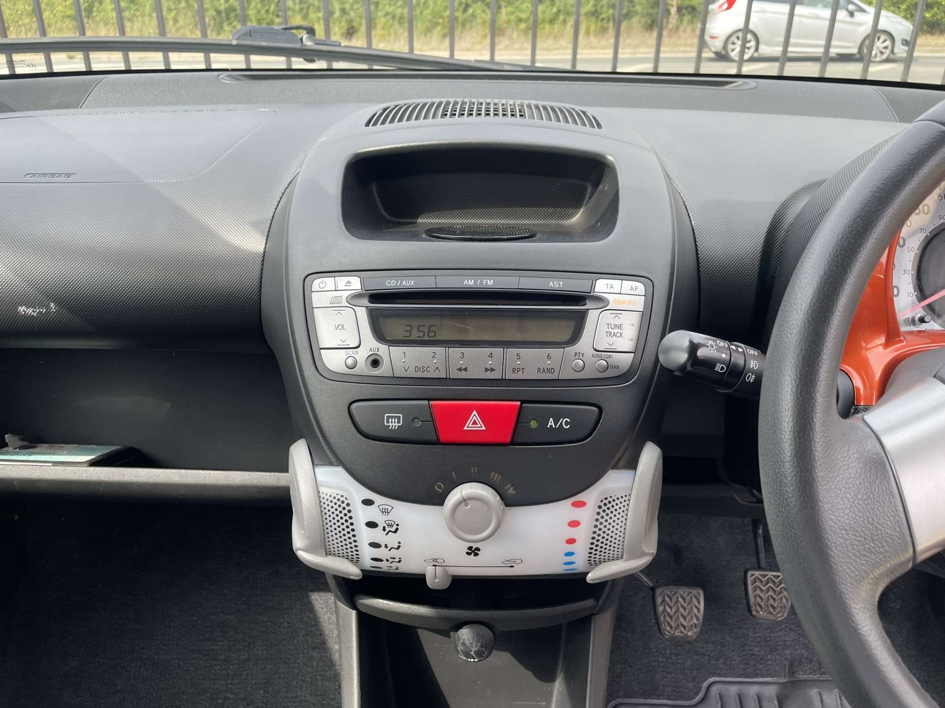 TOYOTA AYGO 1.0 Aygo VVT-i Fire AC 5dr #12