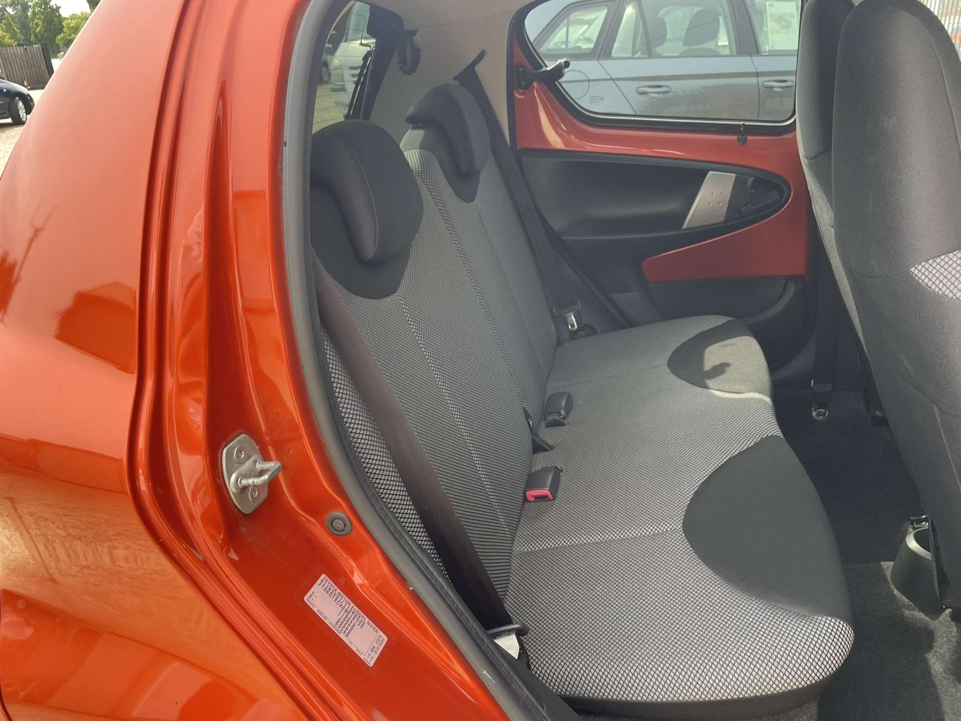 TOYOTA AYGO 1.0 Aygo VVT-i Fire AC 5dr #14