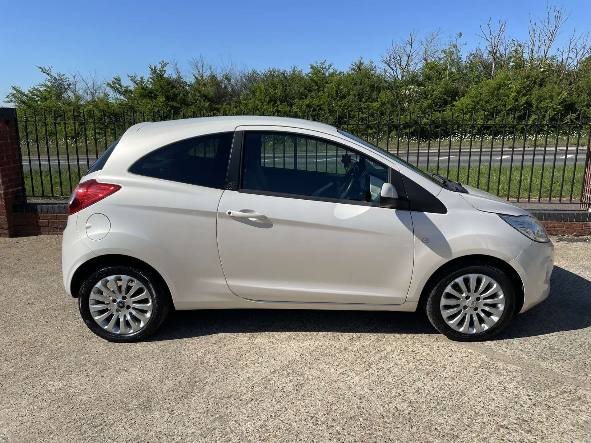 FORD KA 1.2 Ka Zetec 3dr #9