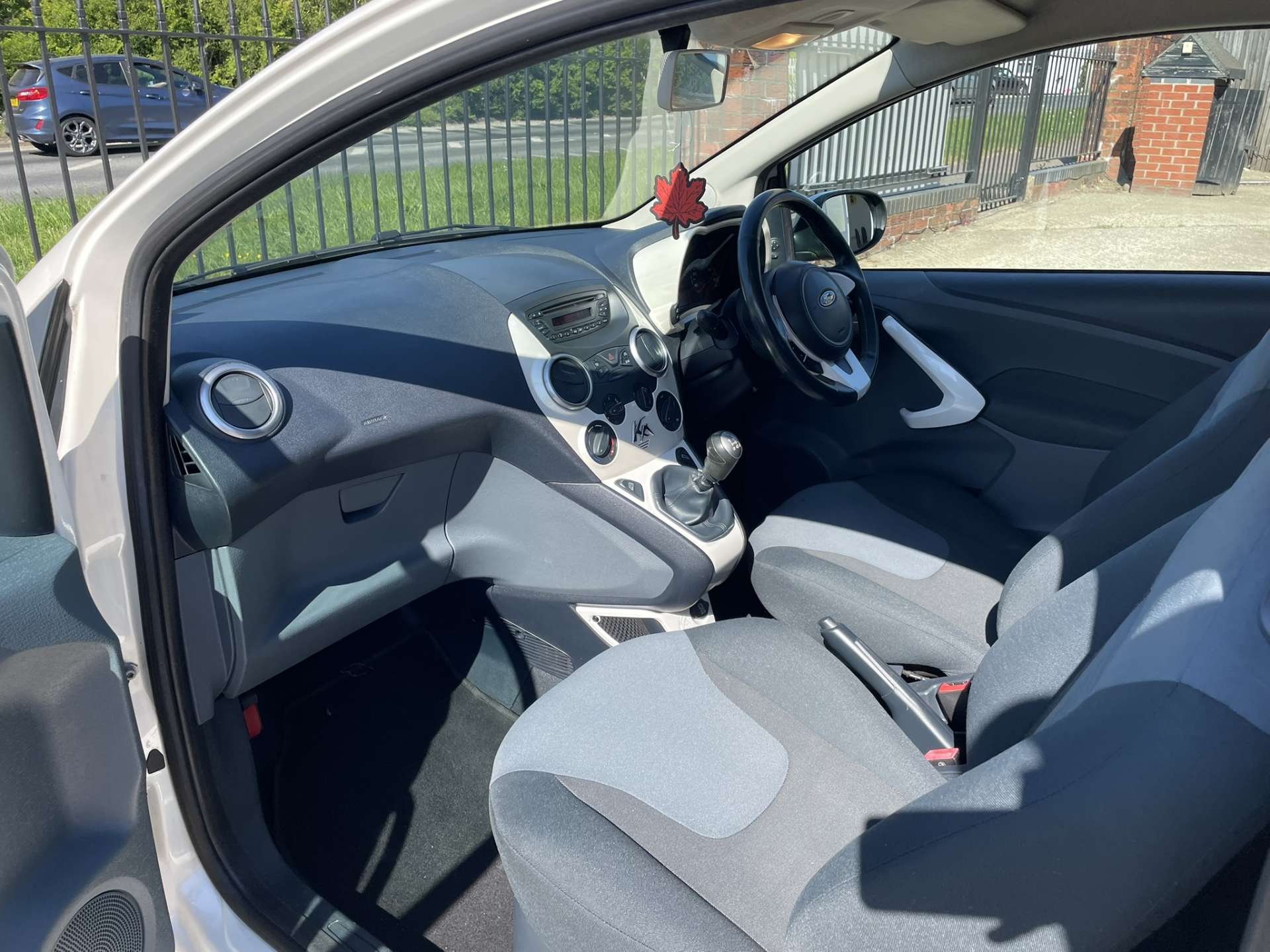 FORD KA 1.2 Ka Zetec 3dr #21