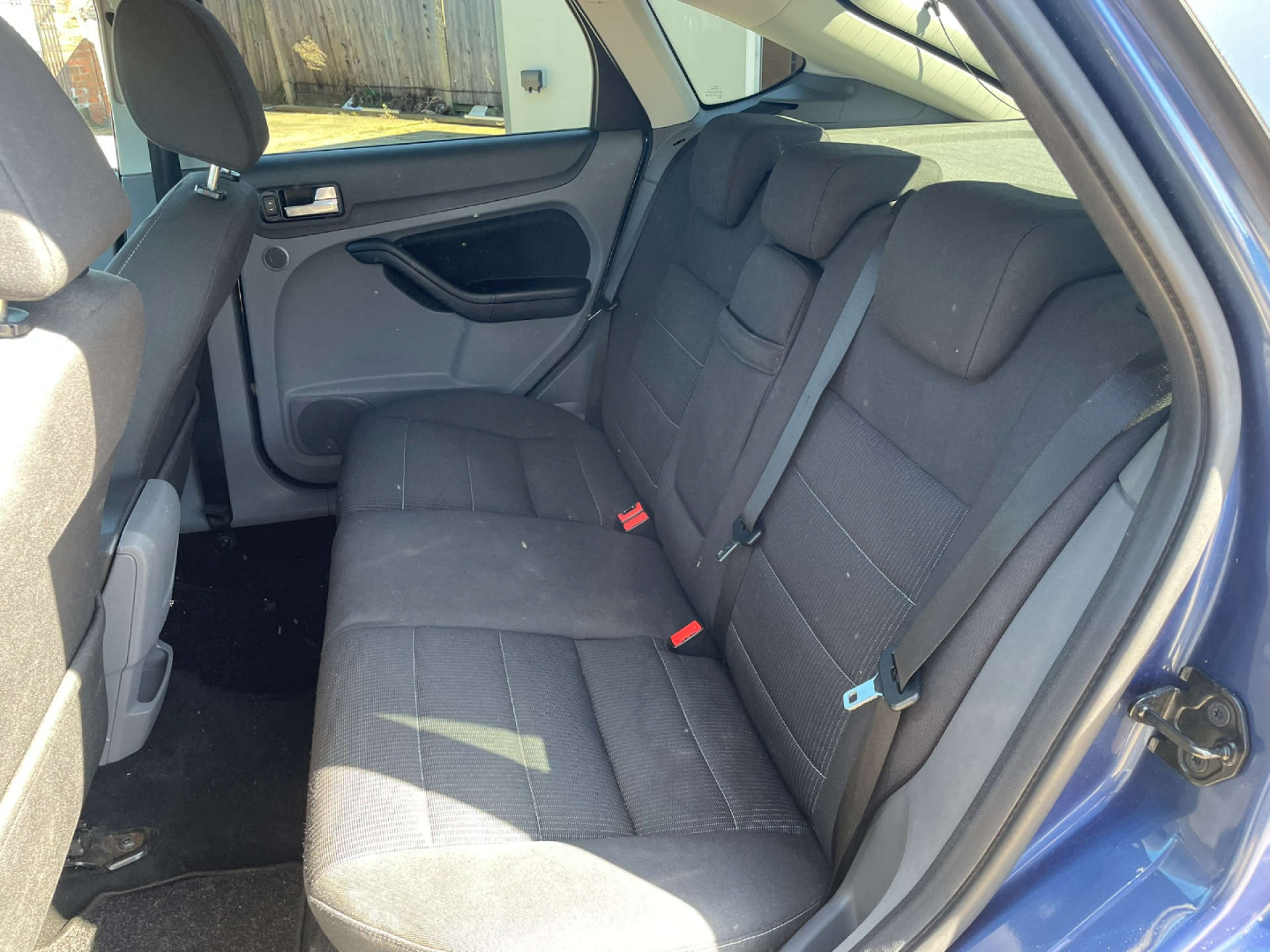 FORD FOCUS 2.0 Focus Titanium 145 5dr