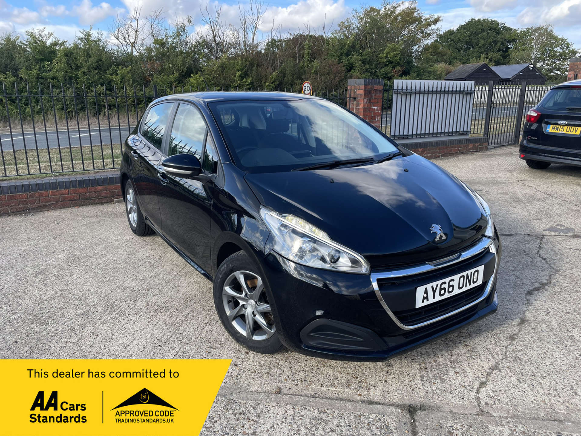 PEUGEOT 208 1.2 208 Active 5dr