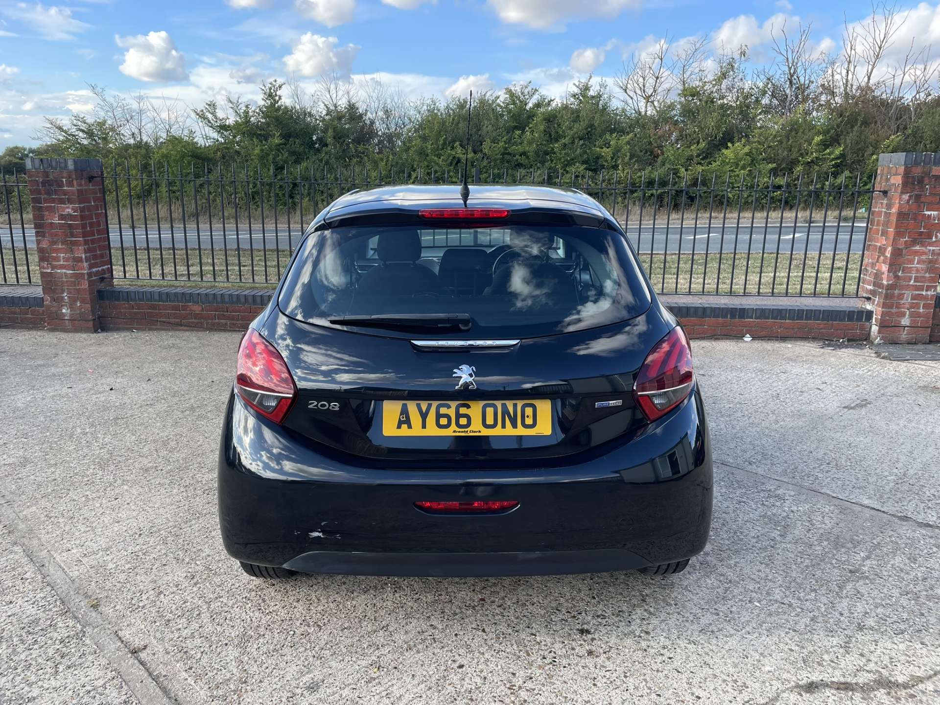 PEUGEOT 208 1.2 208 Active 5dr #7