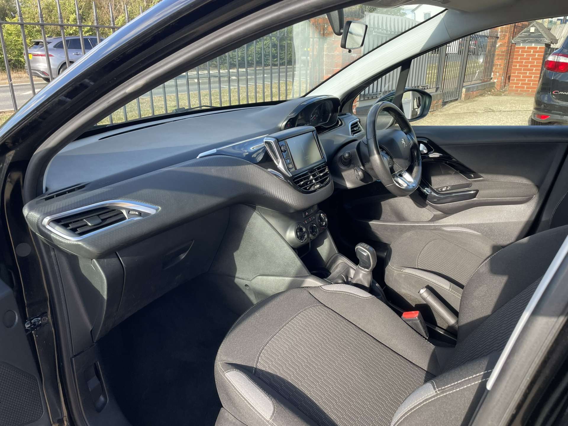 PEUGEOT 208 1.2 208 Active 5dr #16
