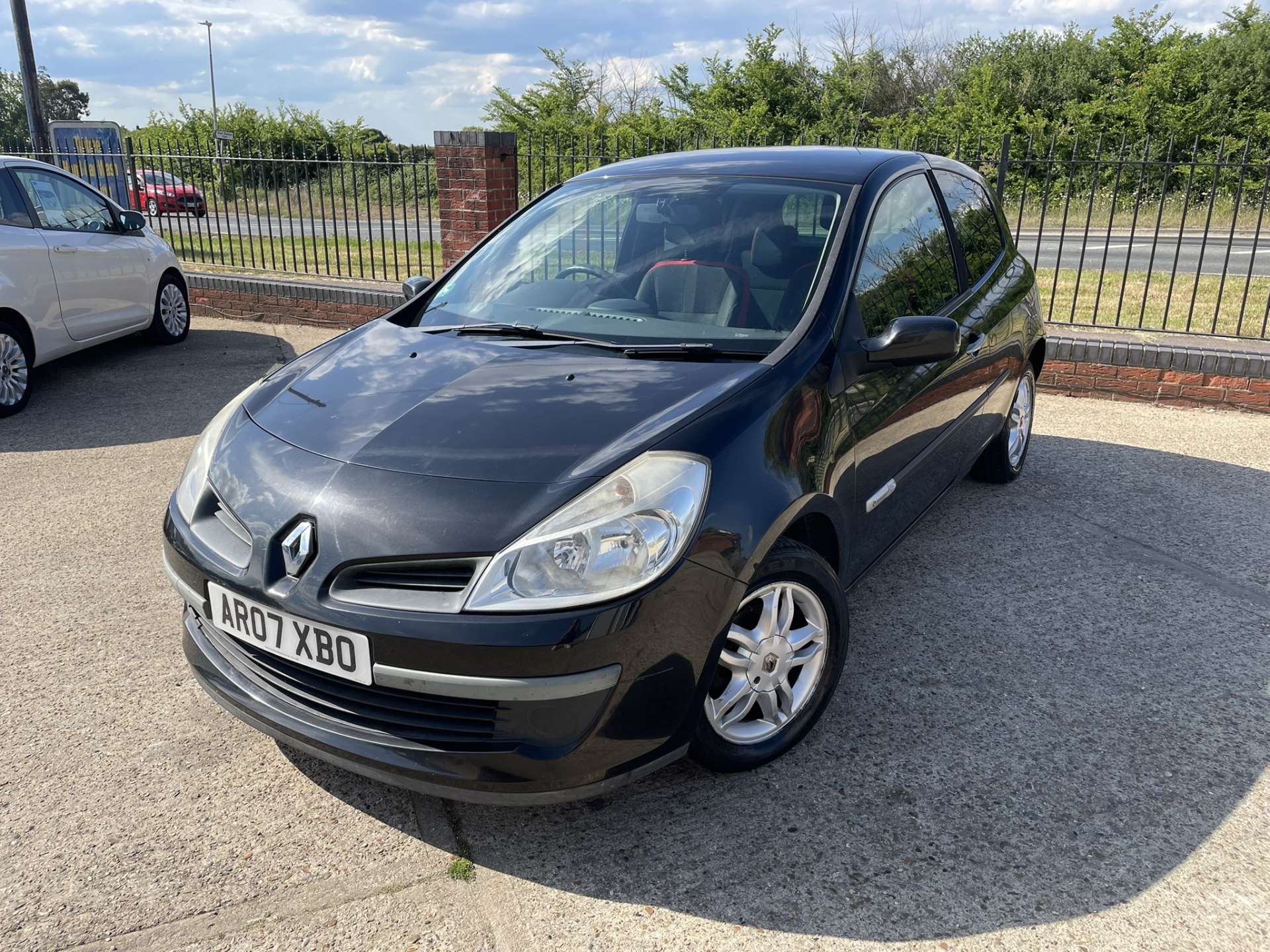 RENAULT CLIO 1.1 Clio Rip Curl 16v 3dr #5