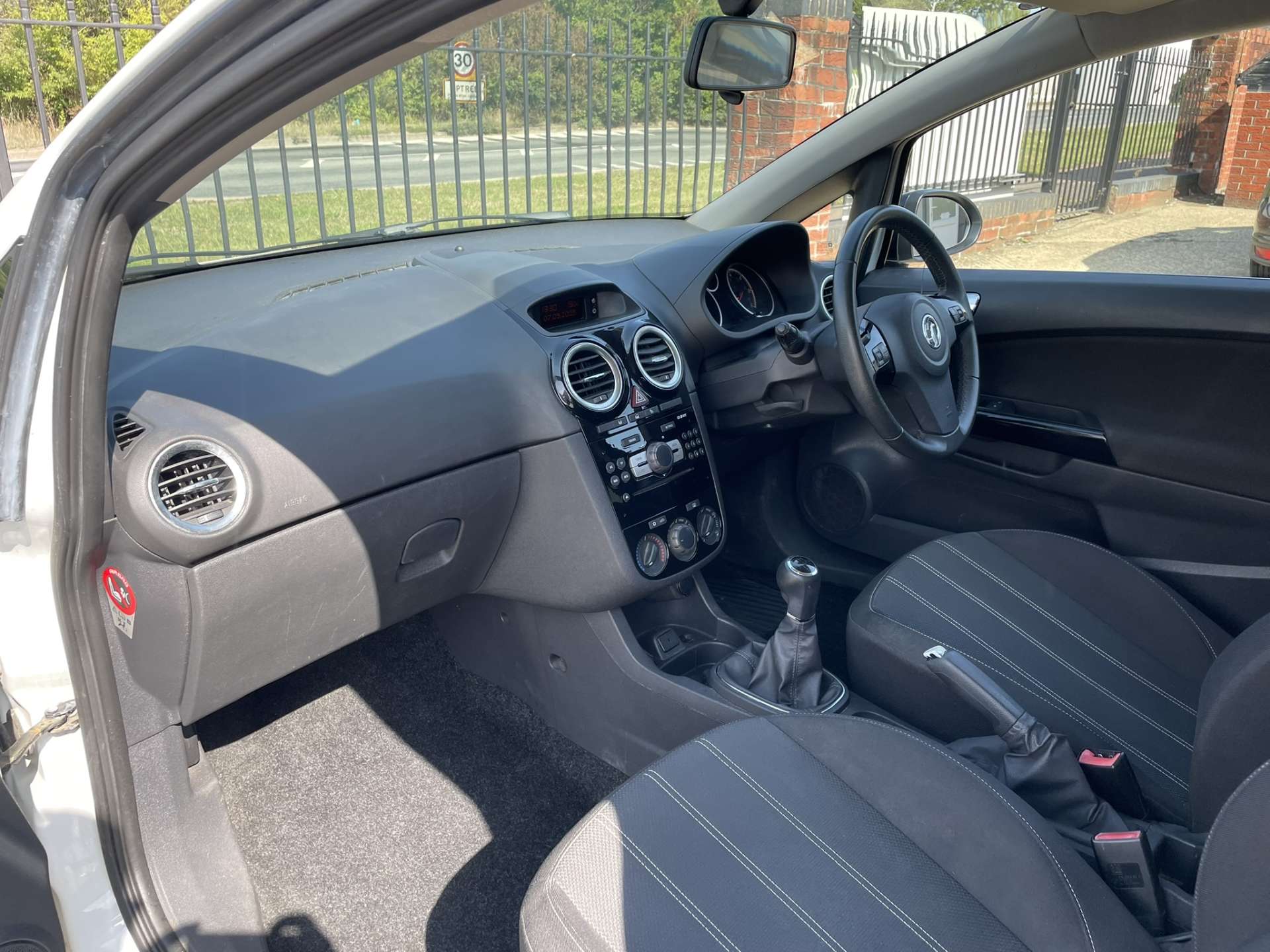 VAUXHALL CORSA 1.2 Corsa Limited Edition 3dr #20