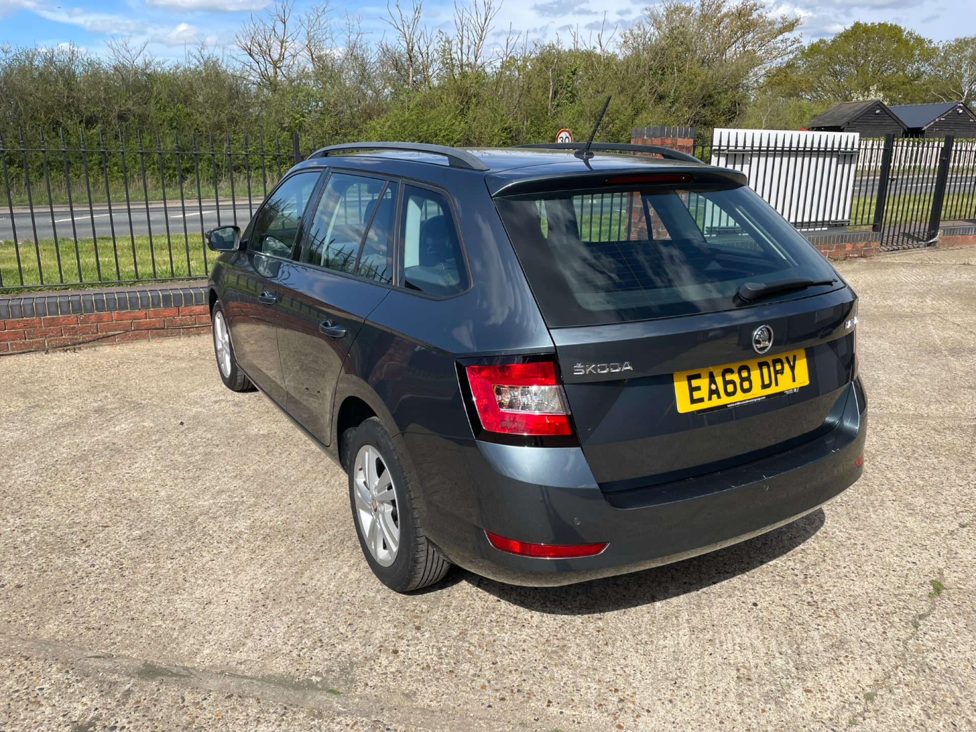 SKODA FABIA 1.0 Fabia SE TSI 5dr #3