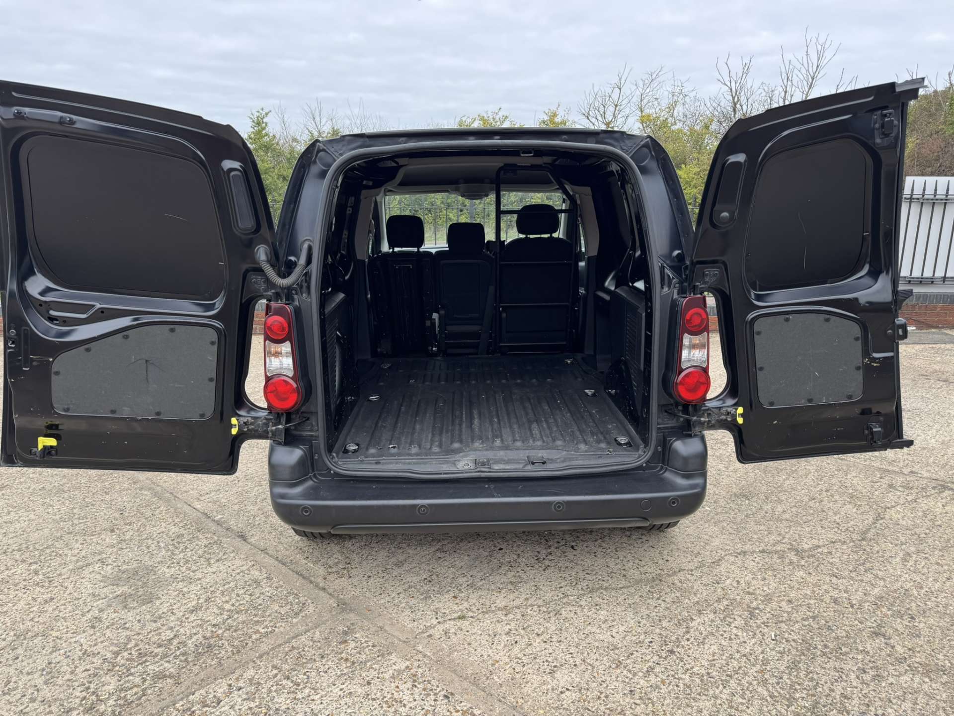 CITROEN BERLINGO 1.6 Berlingo 625 Enterprise Blue HDi  5dr #14