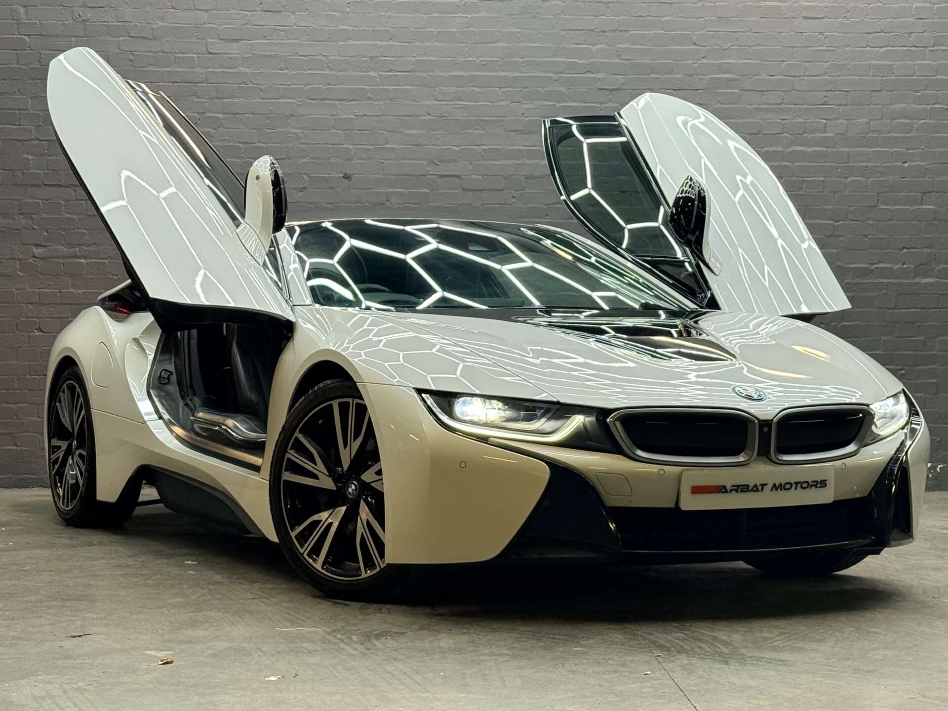 2018 BMW i8 2dr Auto