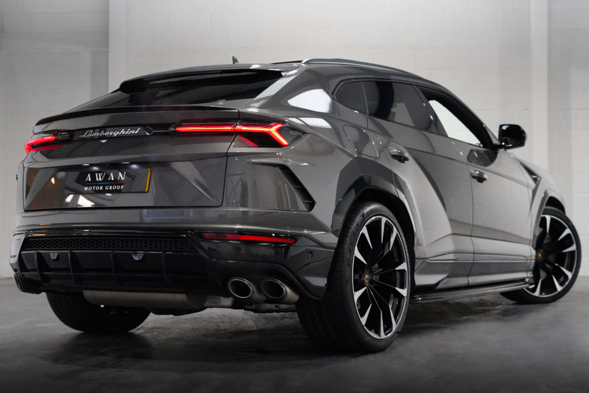 LAMBORGHINI URUS 4.0 Urus V8 Auto 4WD 5dr #3