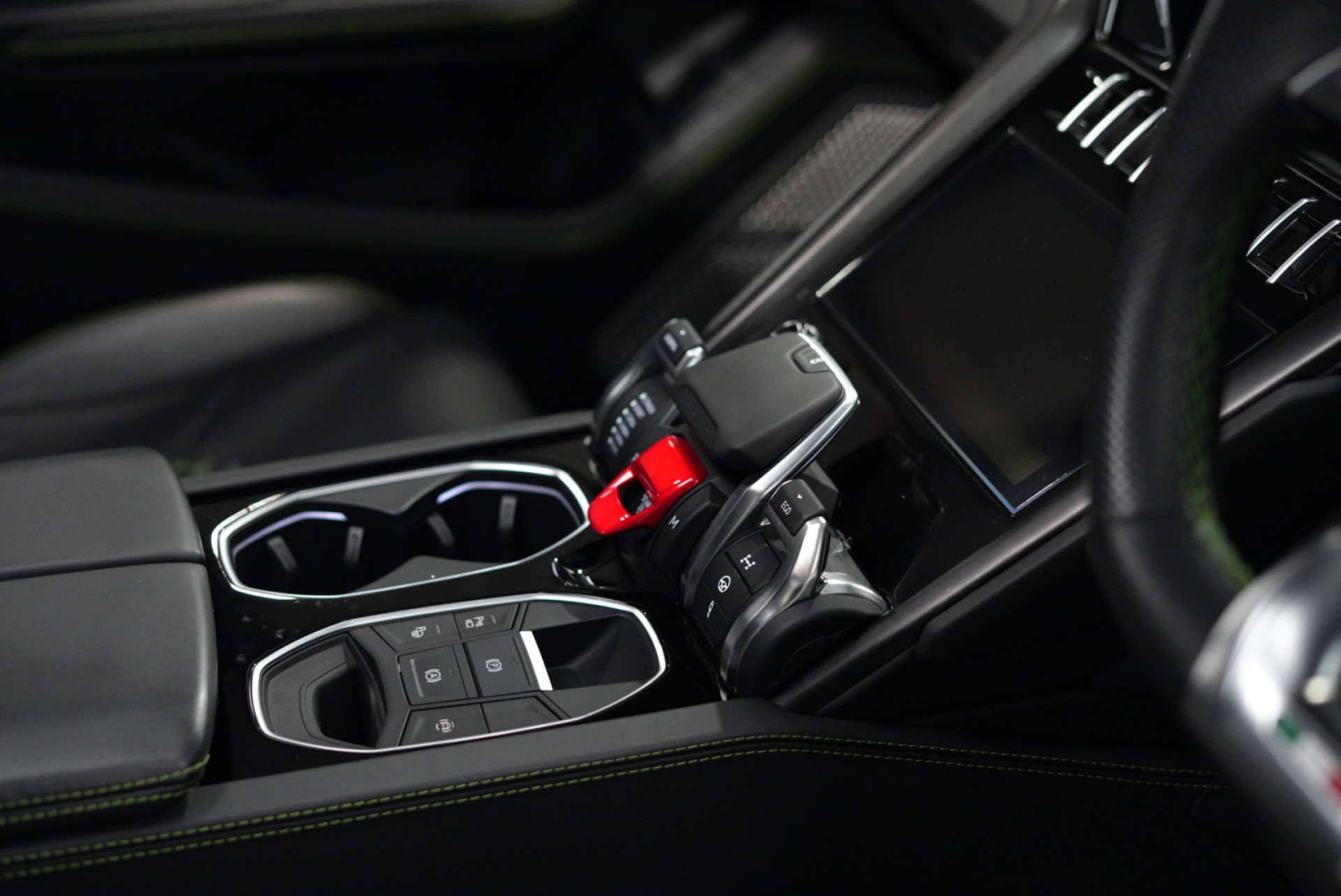 LAMBORGHINI URUS 4.0 Urus V8 Auto 4WD 5dr #16