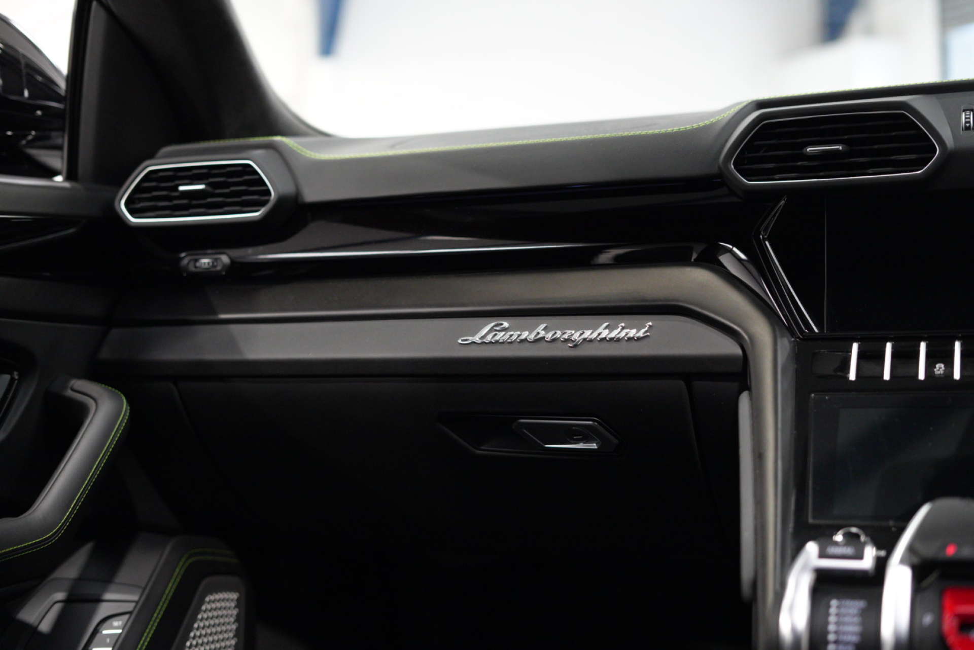 LAMBORGHINI URUS 4.0 Urus V8 Auto 4WD 5dr #22
