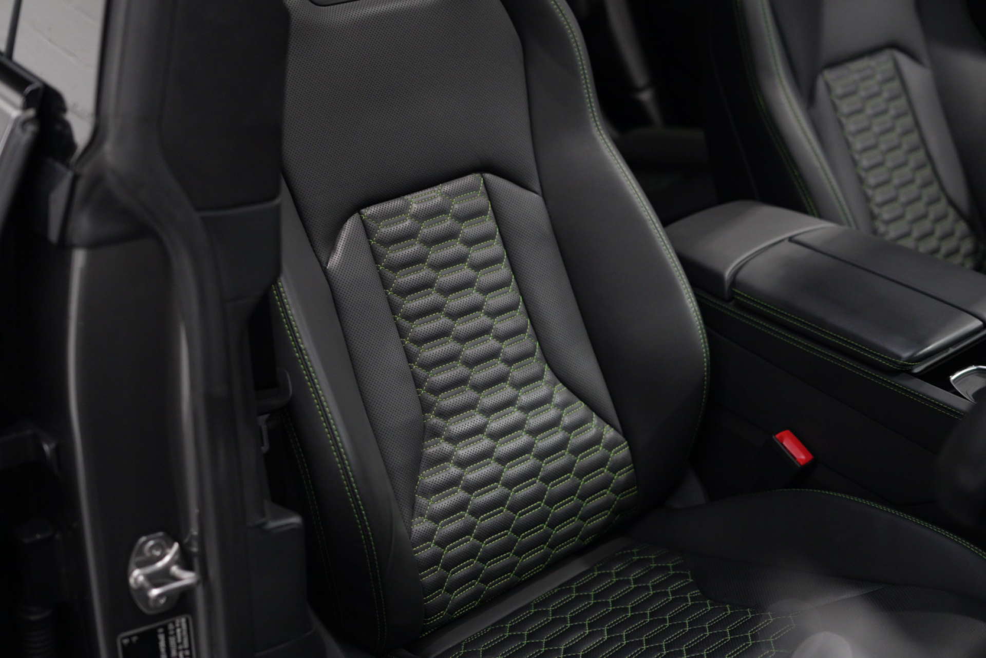 LAMBORGHINI URUS 4.0 Urus V8 Auto 4WD 5dr #35
