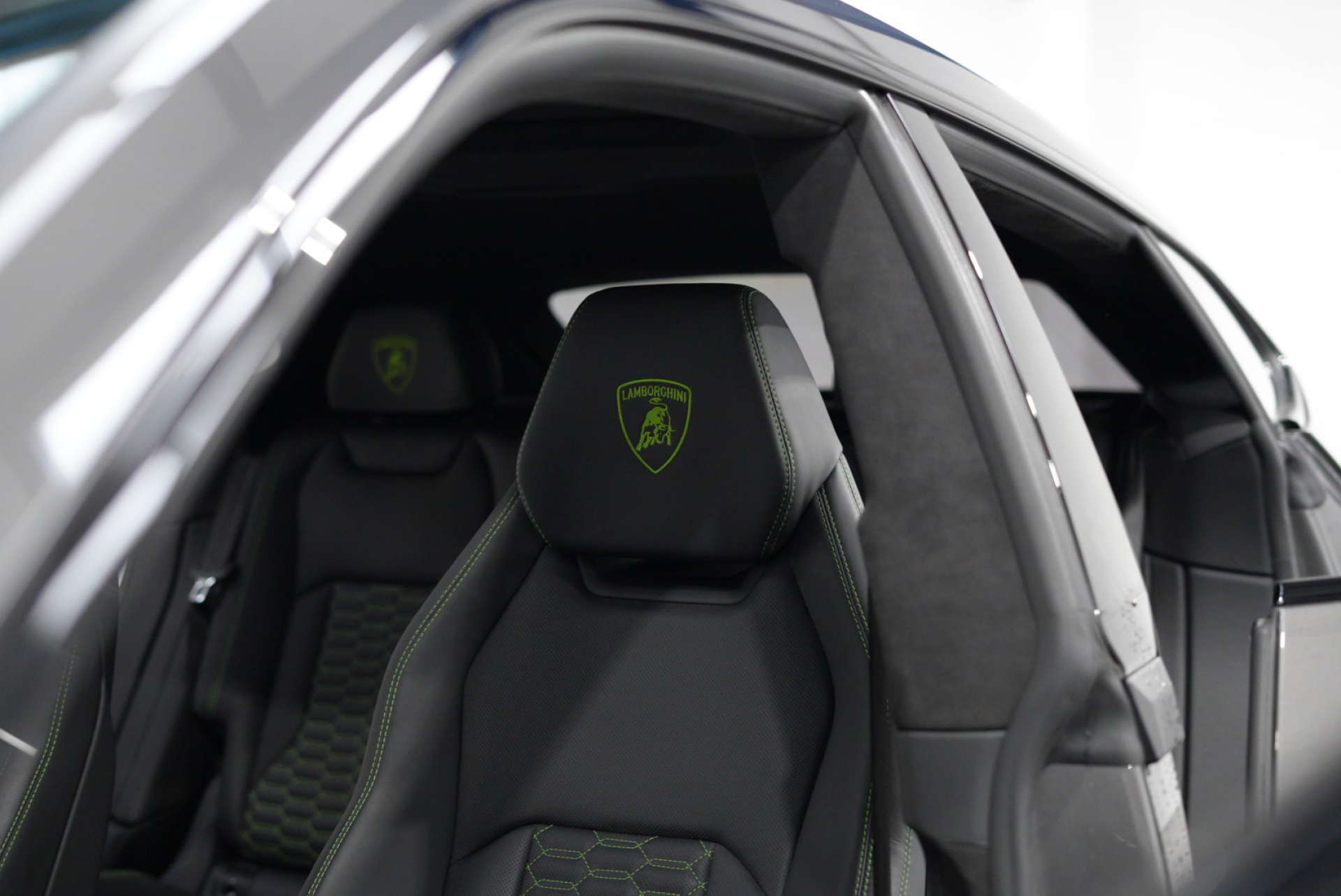 LAMBORGHINI URUS 4.0 Urus V8 Auto 4WD 5dr #37